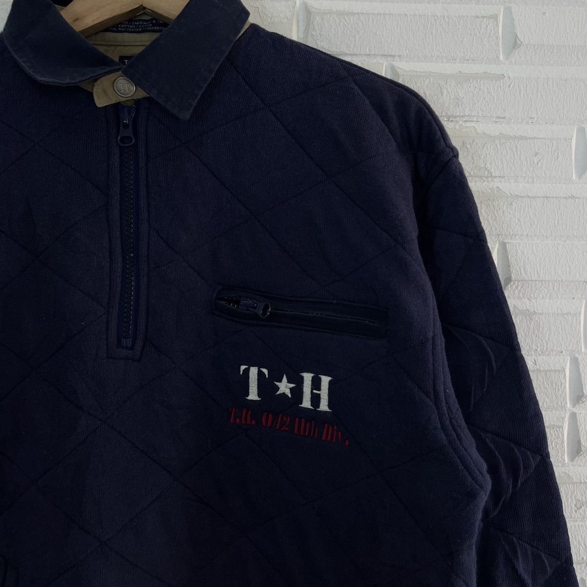 Japanese Brand VINTAGE TOMMY HILFIGER COLLAR SWEATSHIRT BIG LOGO Size US M / EU 48-50 / 2 - 4 Thumbnail