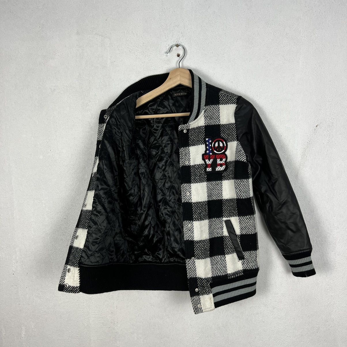Japanese Brand RARE TARTAN DESIGN VARSITY JACKET ROTE ROSE BIG LOGO Size US M / EU 48-50 / 2 - 11 Thumbnail