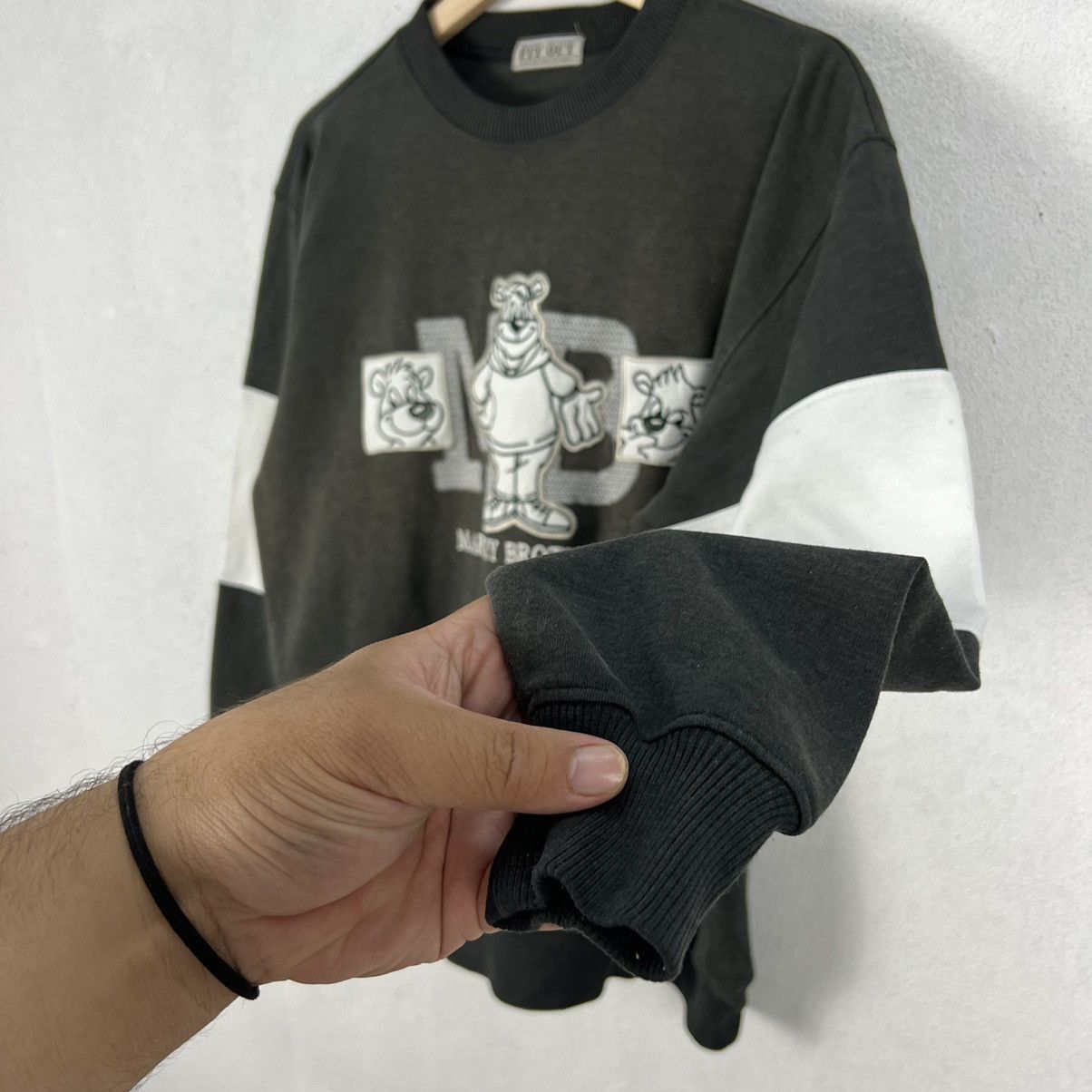 Cartoon Network VINTAGE MARPHY BROTHERS BIG LOGO SWEATSHIRT CARTOON NETWORK Size US M / EU 48-50 / 2 - 7 Thumbnail