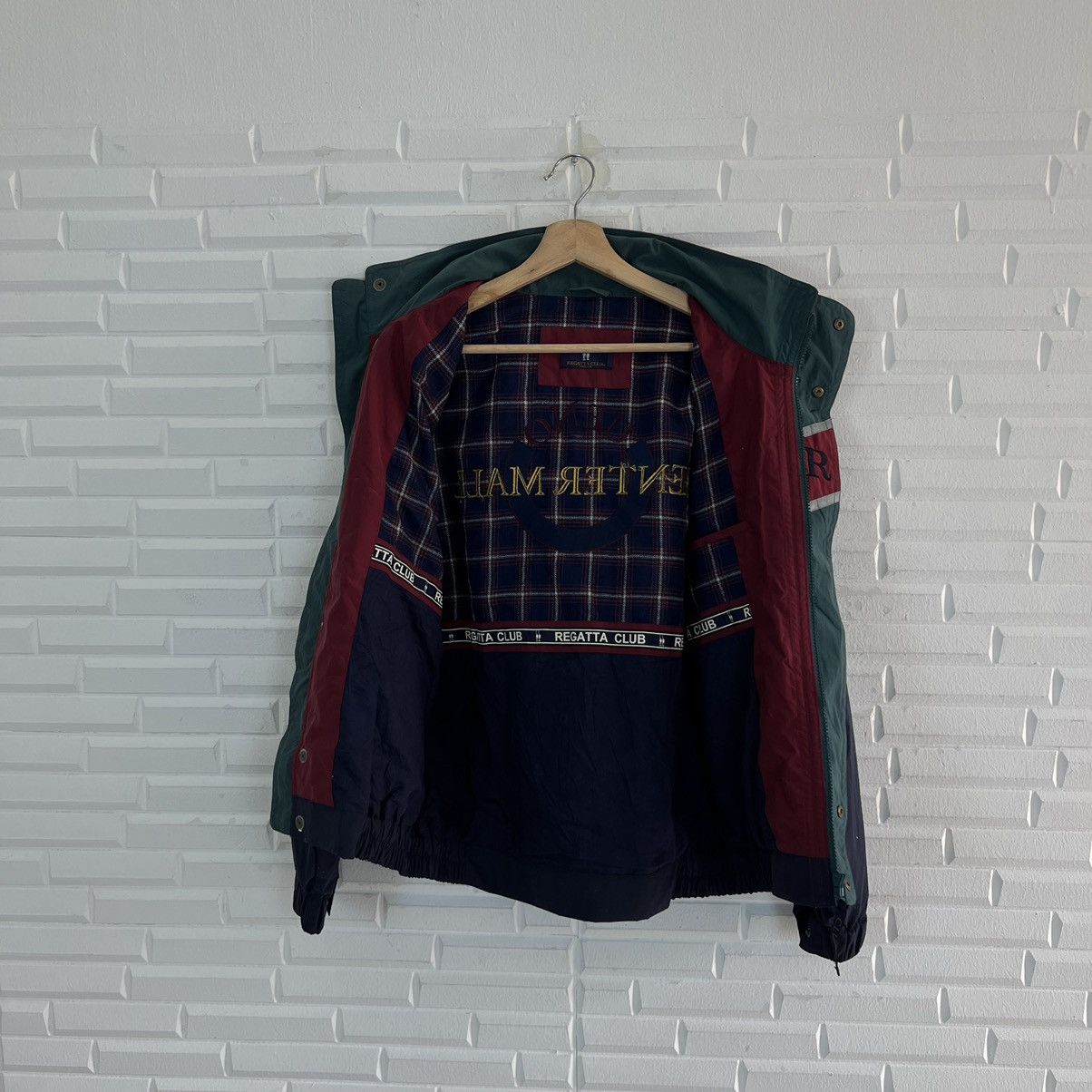 Japanese Brand VINTAGE REGATTA CLUB UENO BIG LOGO SURVIVAL JACKET RARE Size US L / EU 52-54 / 3 - 12 Thumbnail
