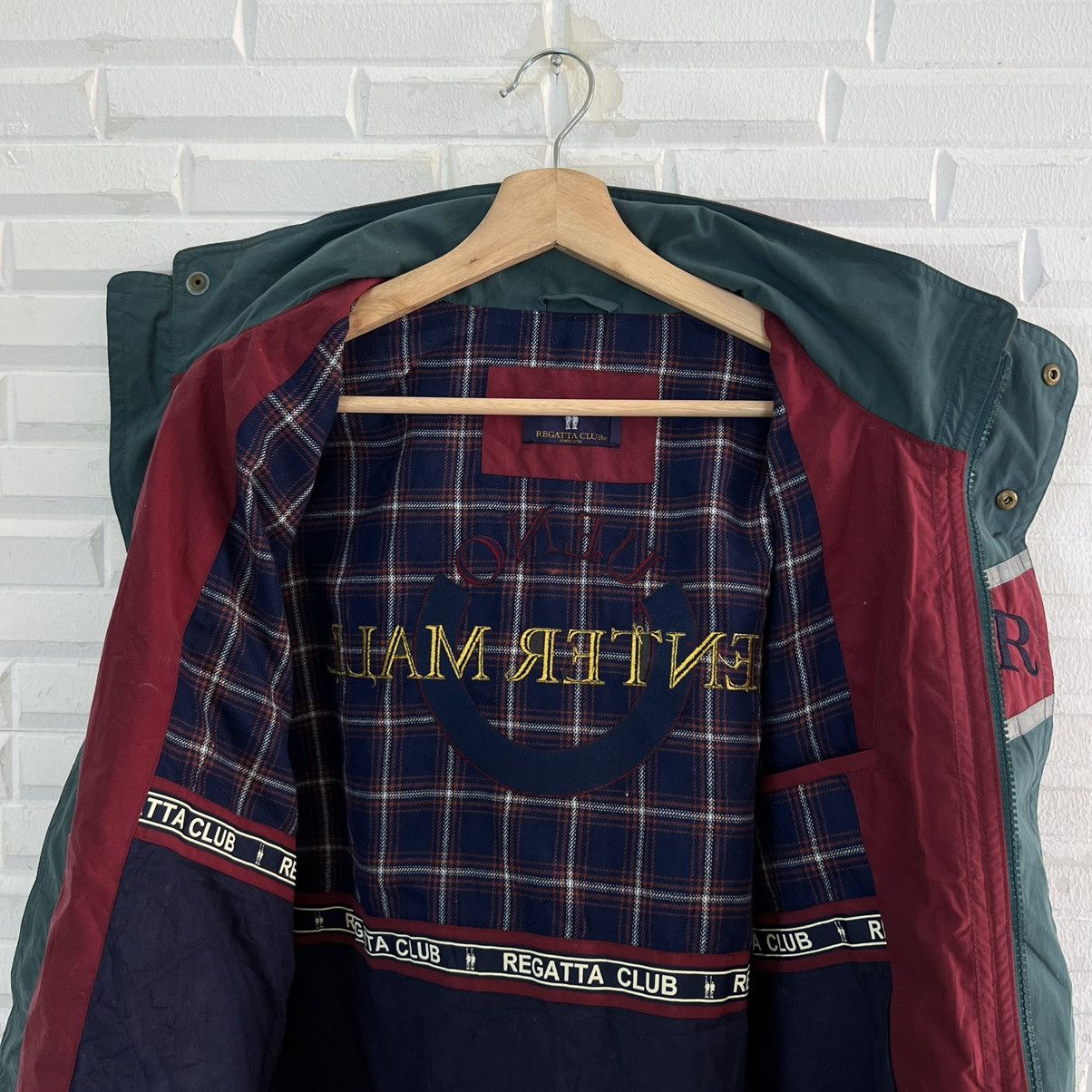 Japanese Brand VINTAGE REGATTA CLUB UENO BIG LOGO SURVIVAL JACKET RARE Size US L / EU 52-54 / 3 - 14 Thumbnail