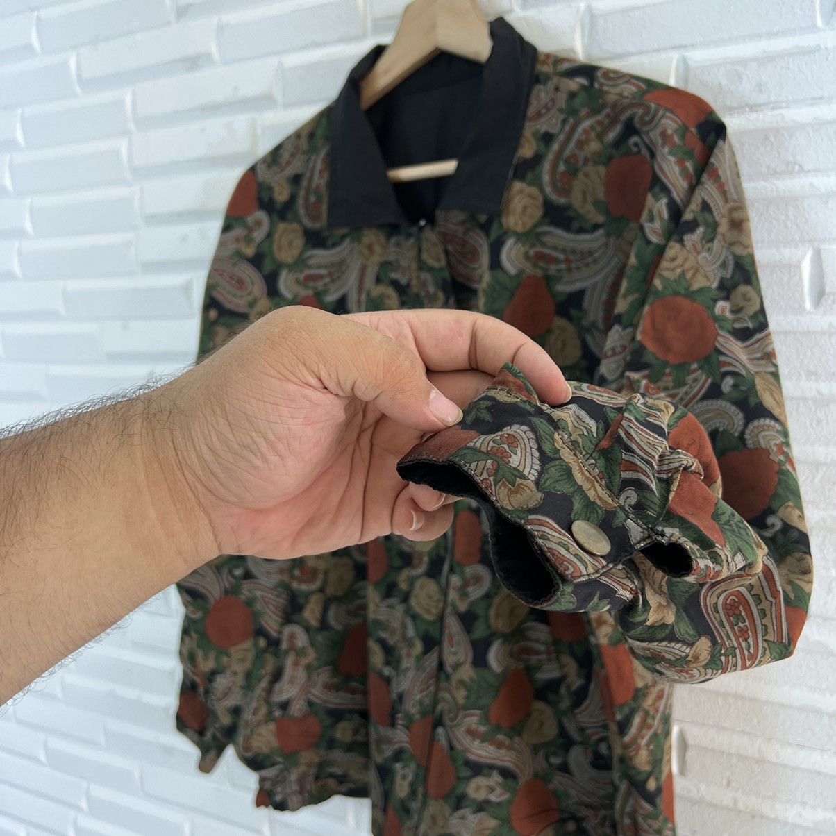 Japanese Brand VINTAGE REVERSIBLE JACKET FULLPRINT FLORAL Size US M / EU 48-50 / 2 - 6 Thumbnail