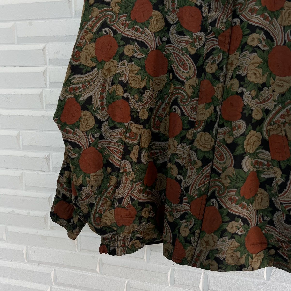 Japanese Brand VINTAGE REVERSIBLE JACKET FULLPRINT FLORAL Size US M / EU 48-50 / 2 - 4 Thumbnail