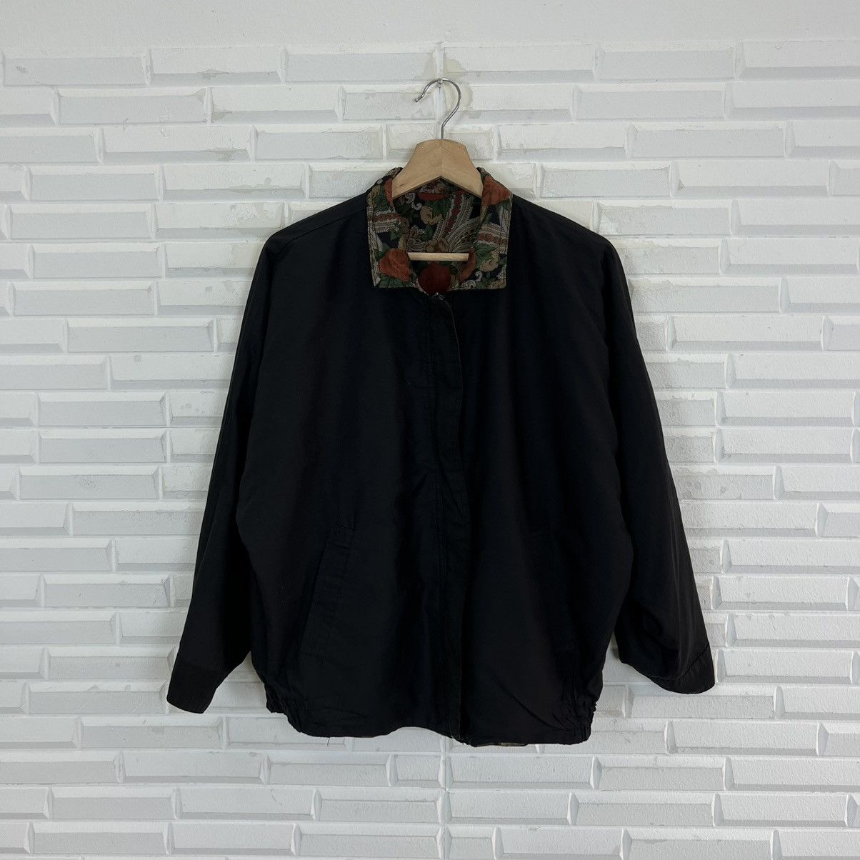 Japanese Brand VINTAGE REVERSIBLE JACKET FULLPRINT FLORAL Size US M / EU 48-50 / 2 - 9 Thumbnail