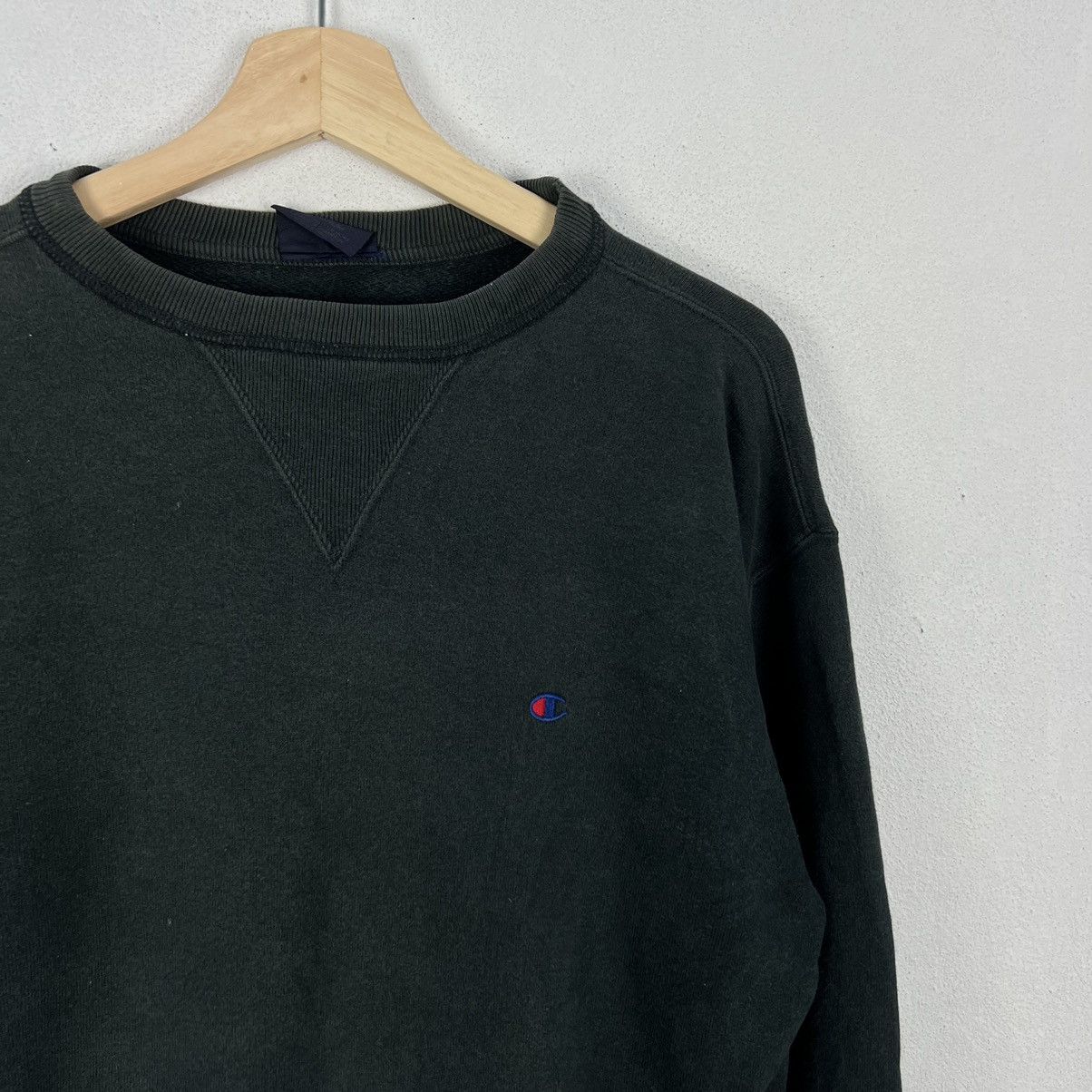 Champion VINTAGE CHAMPION SPORT WEAR SWEATSHIRT Size US M / EU 48-50 / 2 - 3 Thumbnail