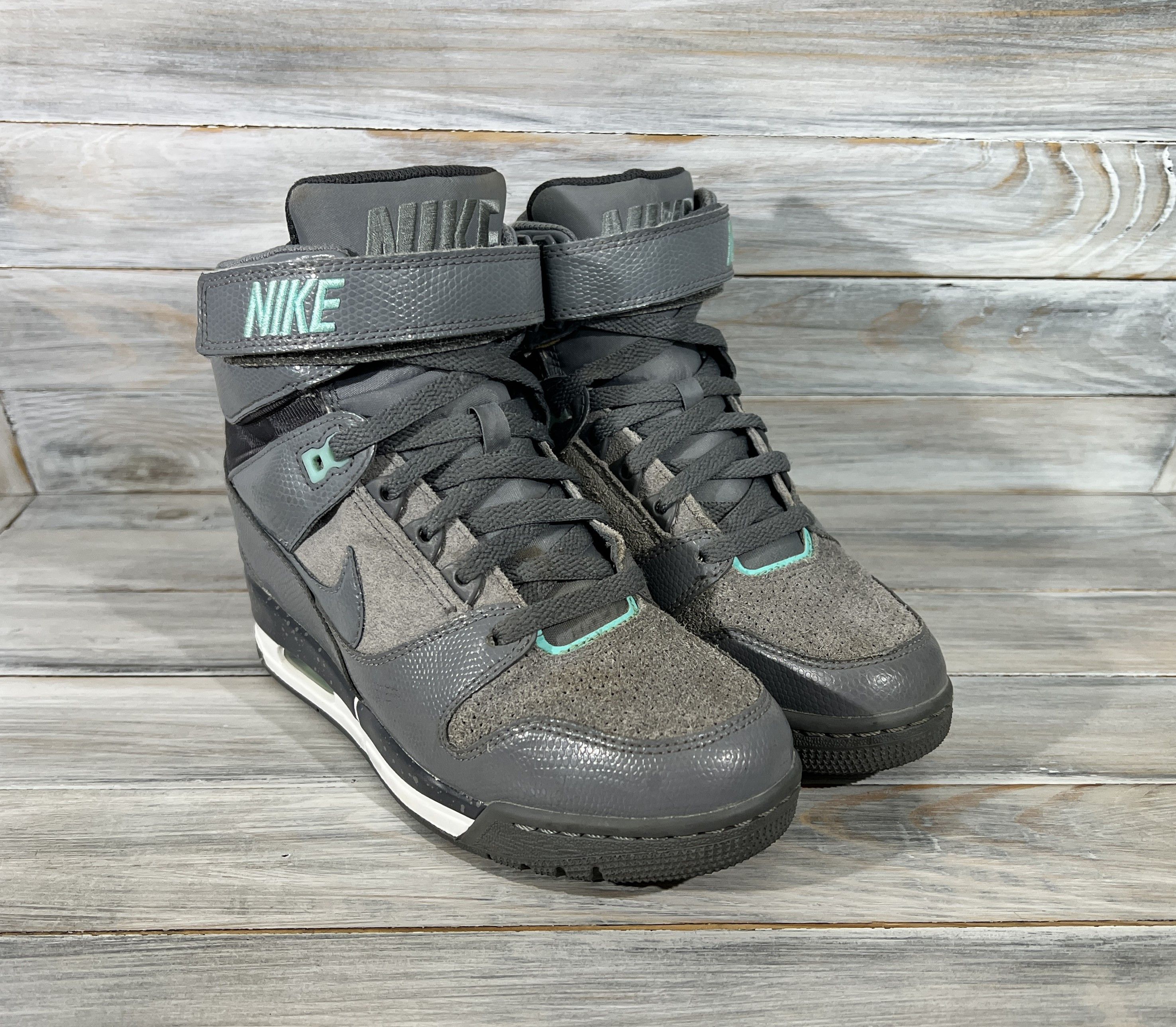 Nike Nike Air Revolution Sky Hi 'Hyper Turquoise' Women'sSneakers Size US 7 / IT 37 - 2 Thumbnail