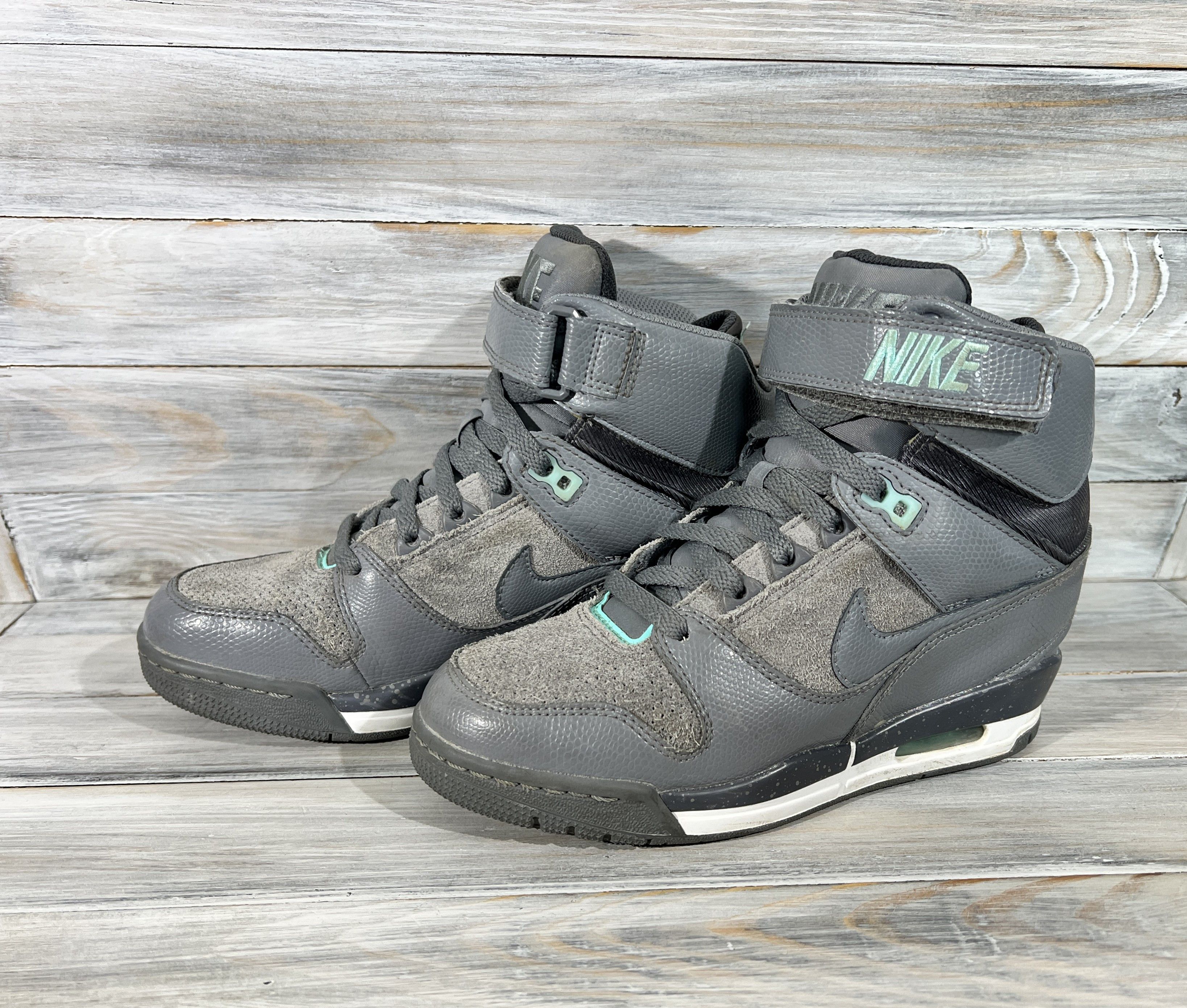 Nike Nike Air Revolution Sky Hi 'Hyper Turquoise' Women'sSneakers Size US 7 / IT 37 - 17 Thumbnail