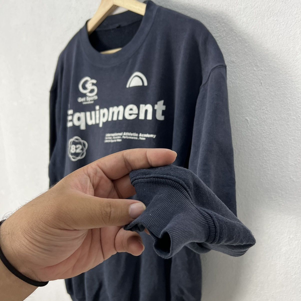 Japanese Brand VINTAGE GETS SPORTS INTERNATIONAL SWEATSHIRT BIG LOGO Size US M / EU 48-50 / 2 - 4 Thumbnail