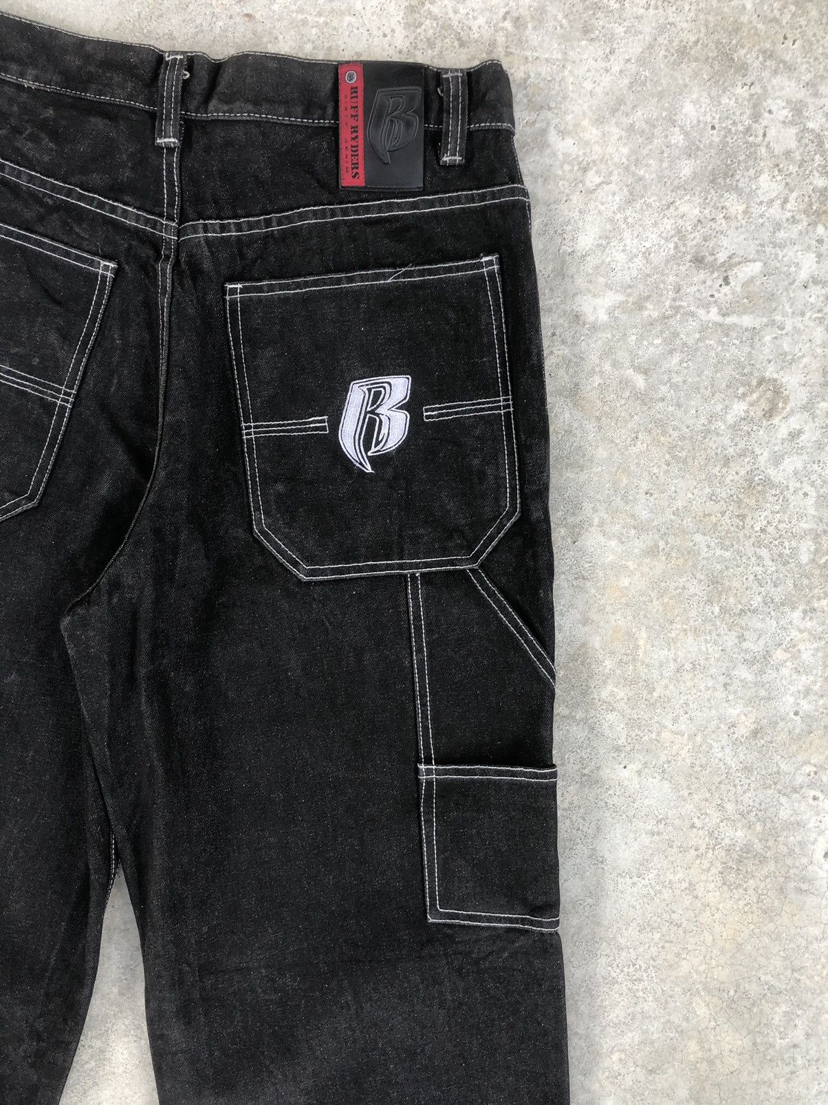 Ruff Ryders Ruff Ryders White Stitch Embroidered Jeans Baggy hip hop Size US 33 - 10 Thumbnail