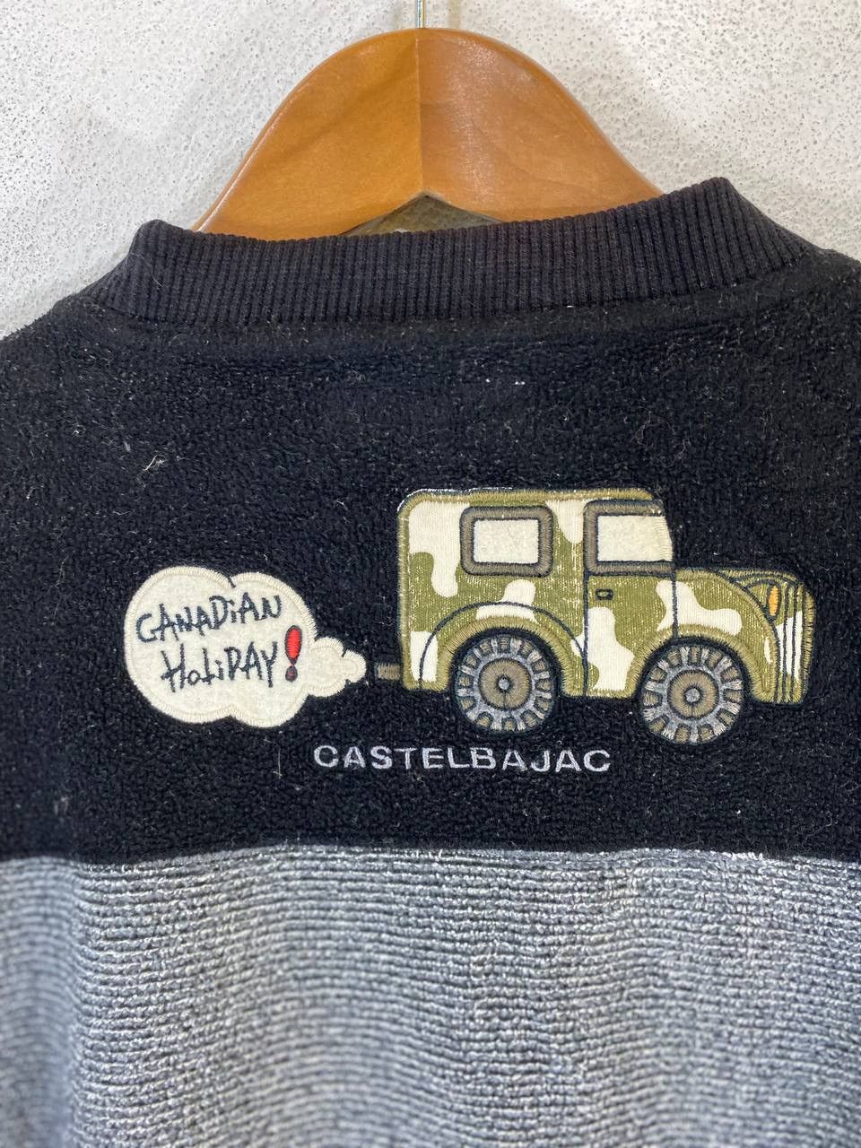 Jean Charles De Castelbajac Vintage Castelbajac Art Sweatshirt Embrioded Nice Designs Size US M / EU 48-50 / 2 - 4 Thumbnail