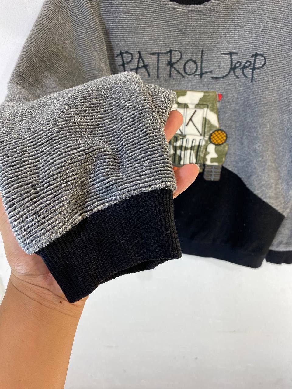 Jean Charles De Castelbajac Vintage Castelbajac Art Sweatshirt Embrioded Nice Designs Size US M / EU 48-50 / 2 - 6 Thumbnail