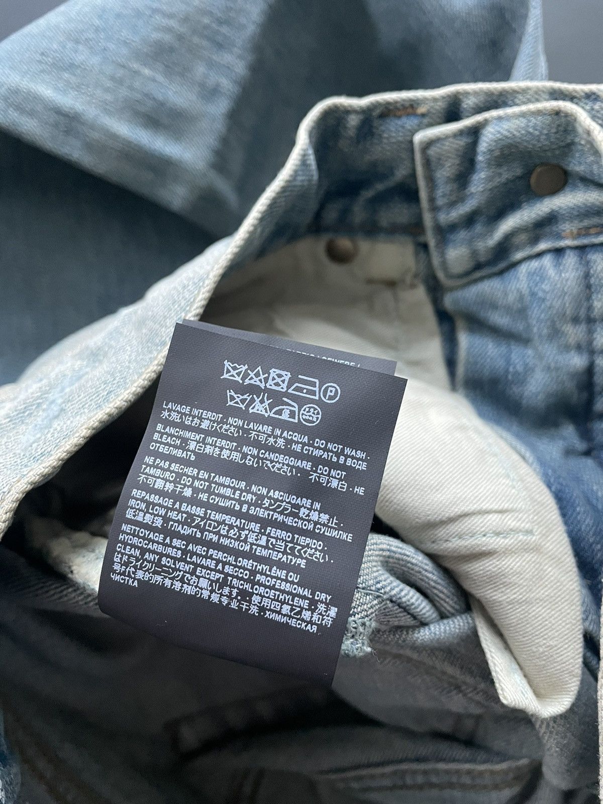 Hedi Slimane × Saint Laurent Paris × Yves Saint Laurent Brand NEW Runway Extremely Rare Hedi SS16 Trash Crash Denim Size US 28 / EU 44 - 9 Thumbnail