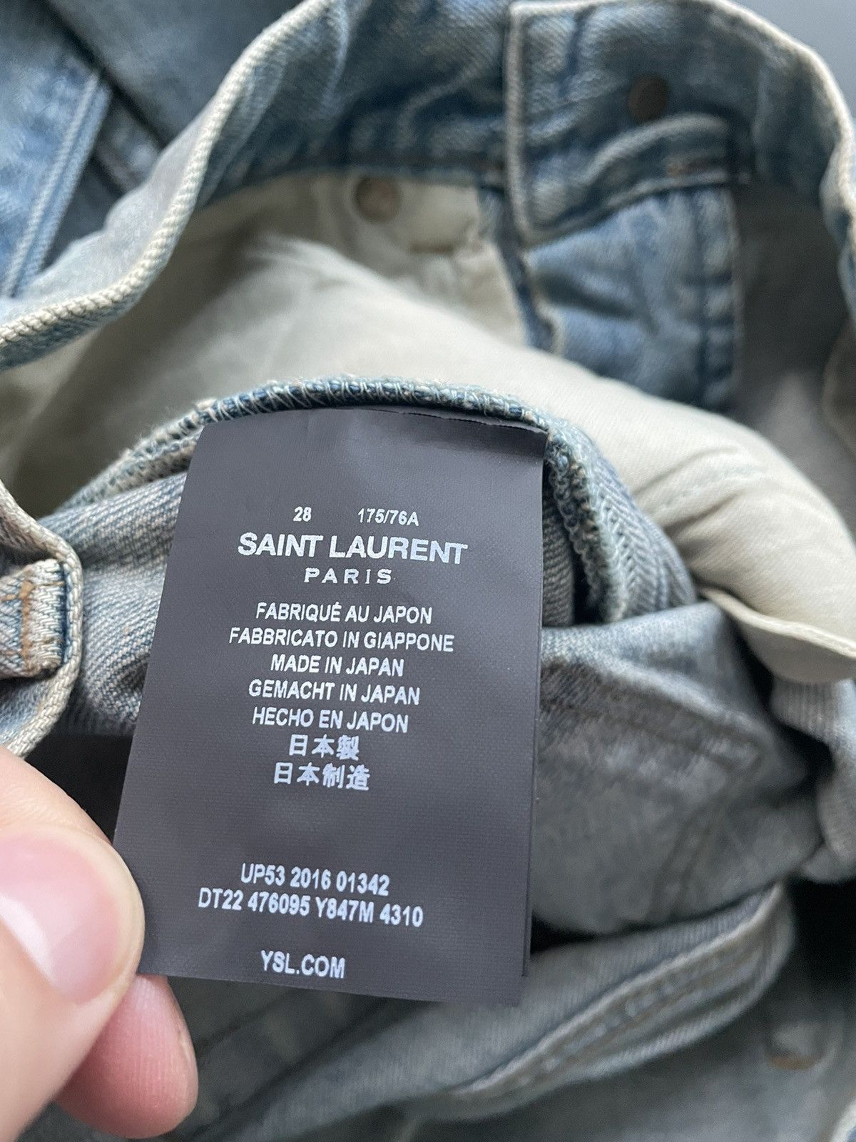 Hedi Slimane × Saint Laurent Paris × Yves Saint Laurent Brand NEW Runway Extremely Rare Hedi SS16 Trash Crash Denim Size US 28 / EU 44 - 10 Thumbnail
