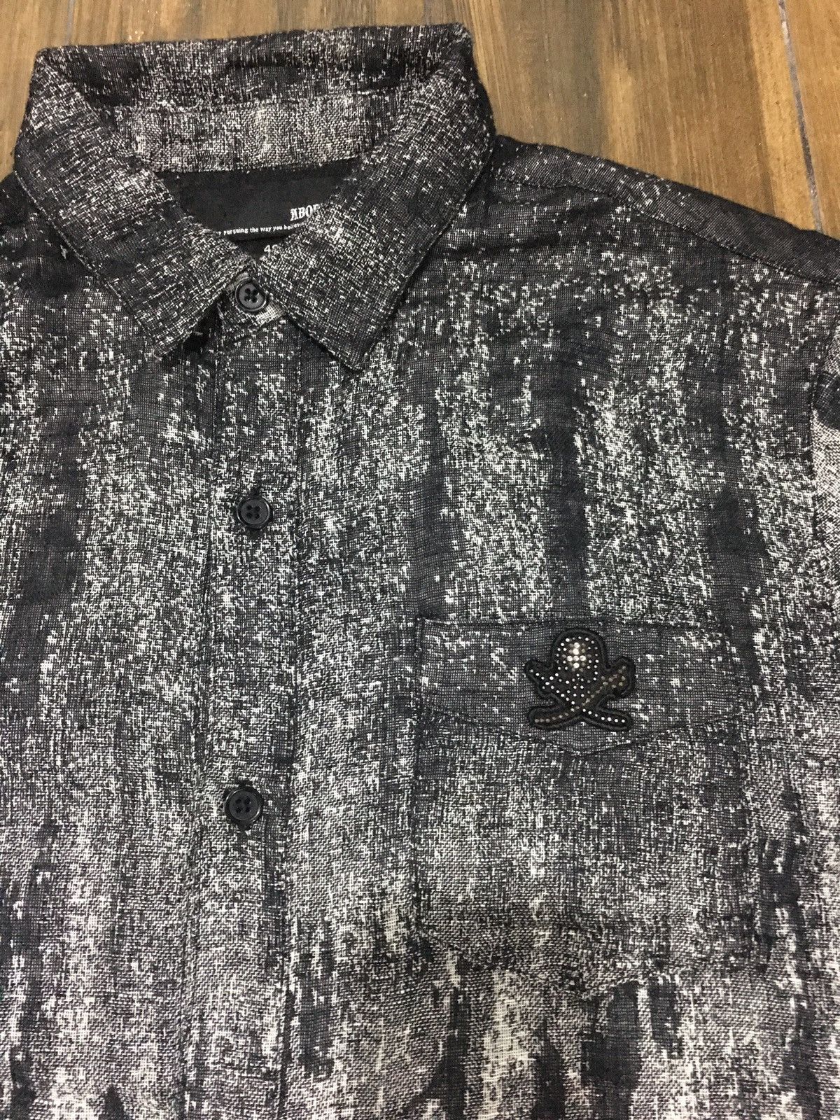 Japanese Brand ABORDAGE GEMSTONES SKULLS PUNK GOTHIC DESIGN SHIRT BUTTON Size US M / EU 48-50 / 2 - 4 Thumbnail