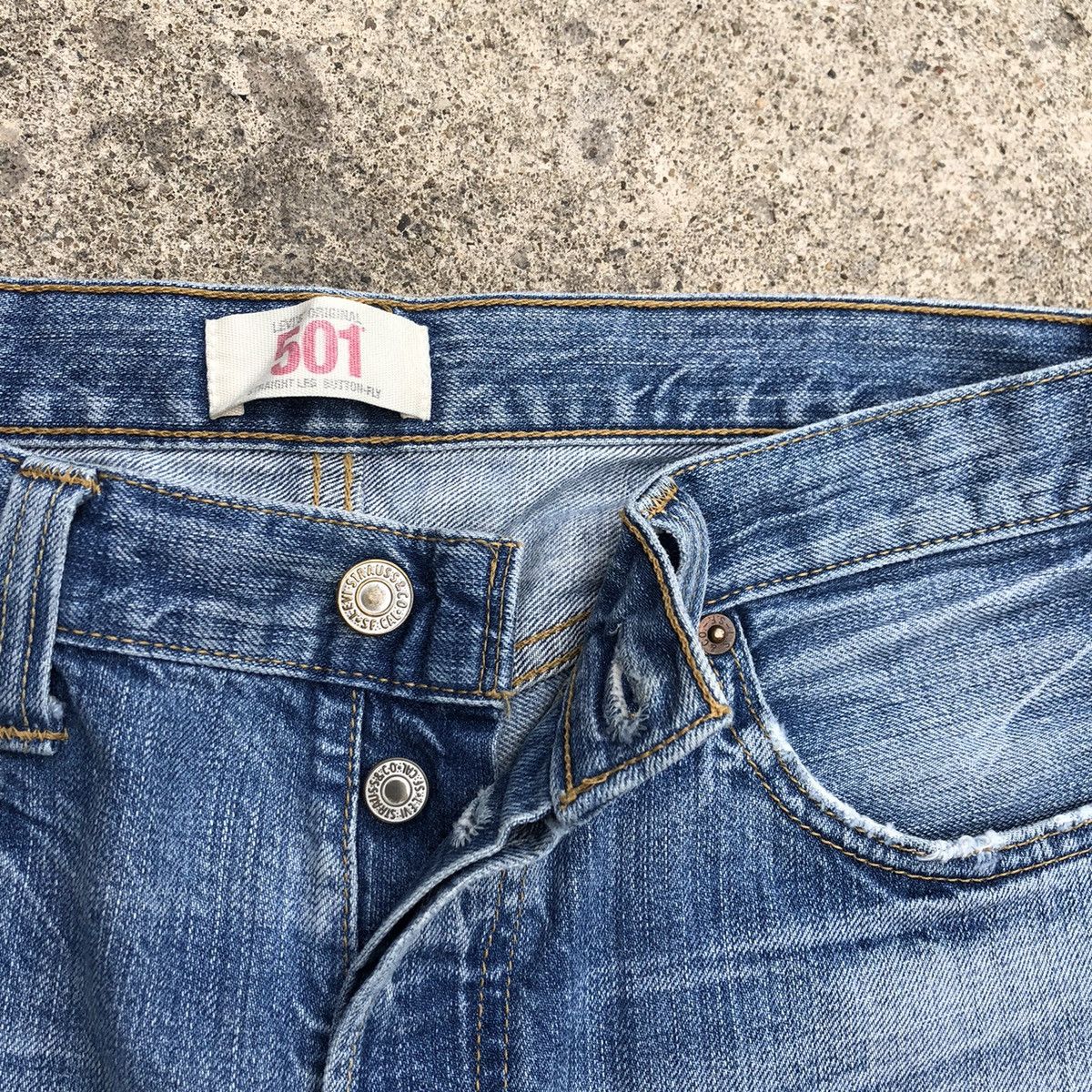 Levi's × Levi's Vintage Clothing 🔥Rare🔥Levis 501 Stone Wash Rips Distress Denim Shorts Pants Size US 32 / EU 48 - 10 Thumbnail