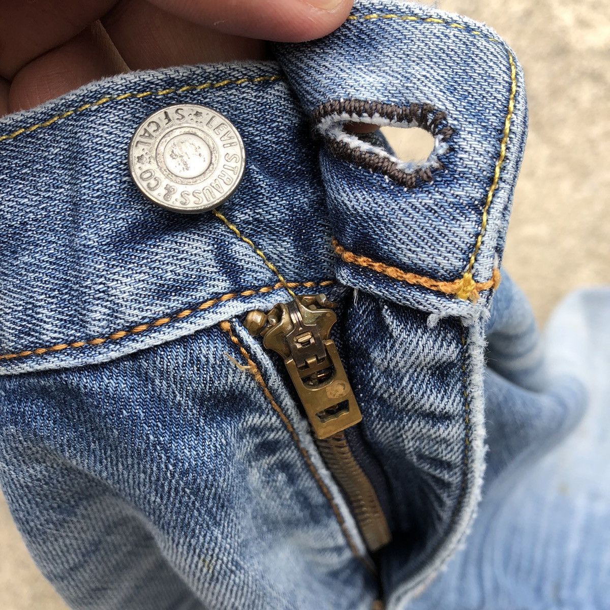 Levi's × Levi's Vintage Clothing 🔥Trash🔥Levis 551 Stoned Wash Rips Distress Dirty Denim Jeans Size US 34 / EU 50 - 16 Thumbnail