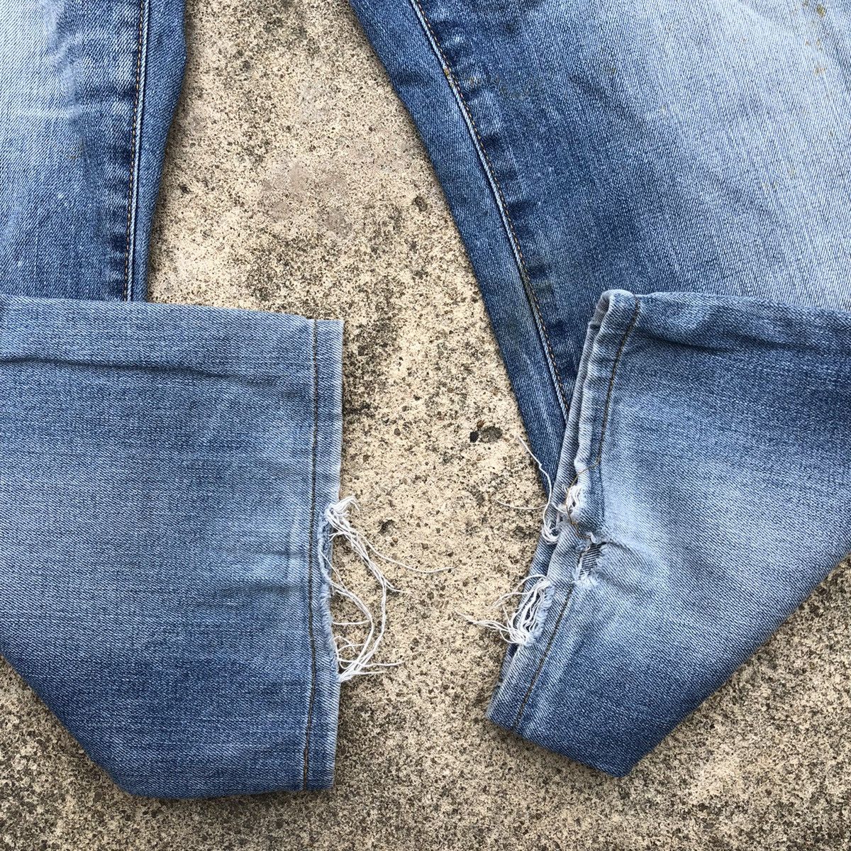 Levi's × Levi's Vintage Clothing 🔥Trash🔥Levis 551 Stoned Wash Rips Distress Dirty Denim Jeans Size US 34 / EU 50 - 7 Thumbnail