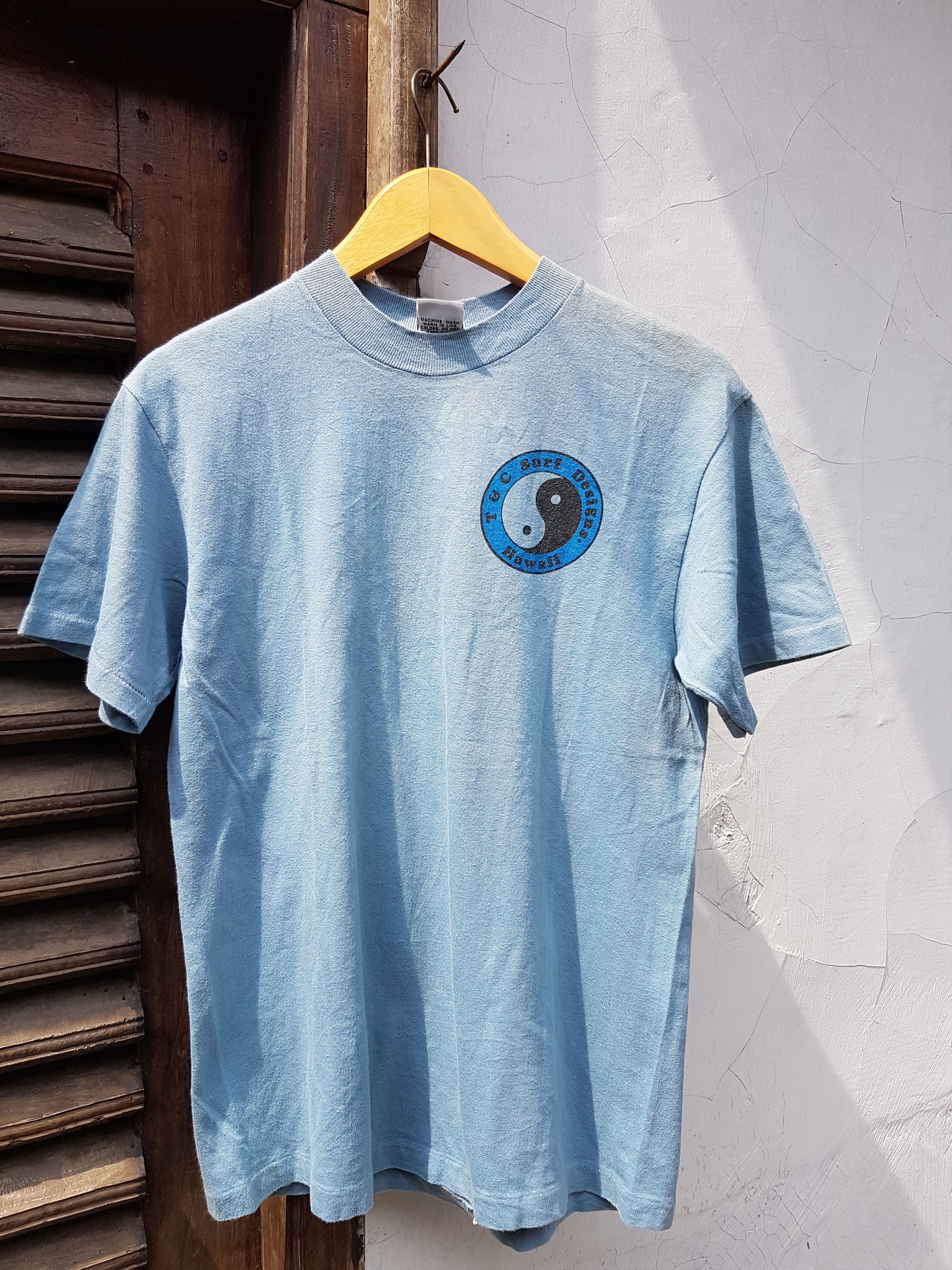 Vintage 92 T&C surf tee Size US S / EU 44-46 / 1 - 2 Thumbnail