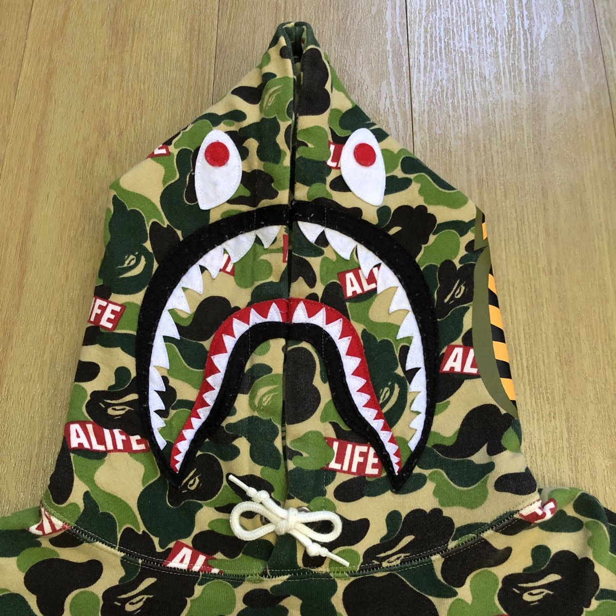 Alife Bape x Alife ABC Camo Shark Pullover Hoodie Size US M / EU 48-50 / 2 - 3 Thumbnail