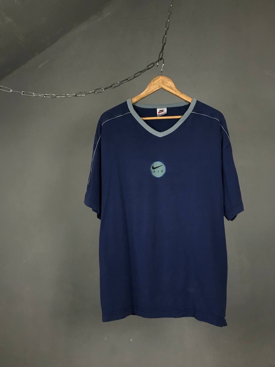 Vintage Nike air swoosh vintage center logo tee Size US XL / EU 56 / 4 - 1 Thumbnail