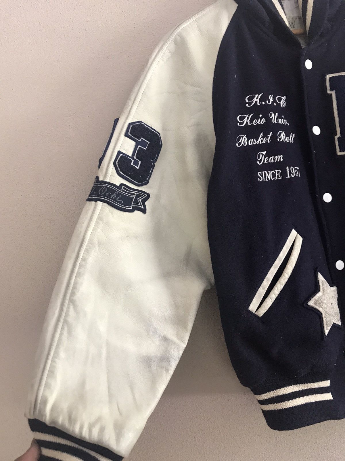 Vintage Basket Ball Team wool varsity leather sleeve jacket Size US M / EU 48-50 / 2 - 6 Thumbnail