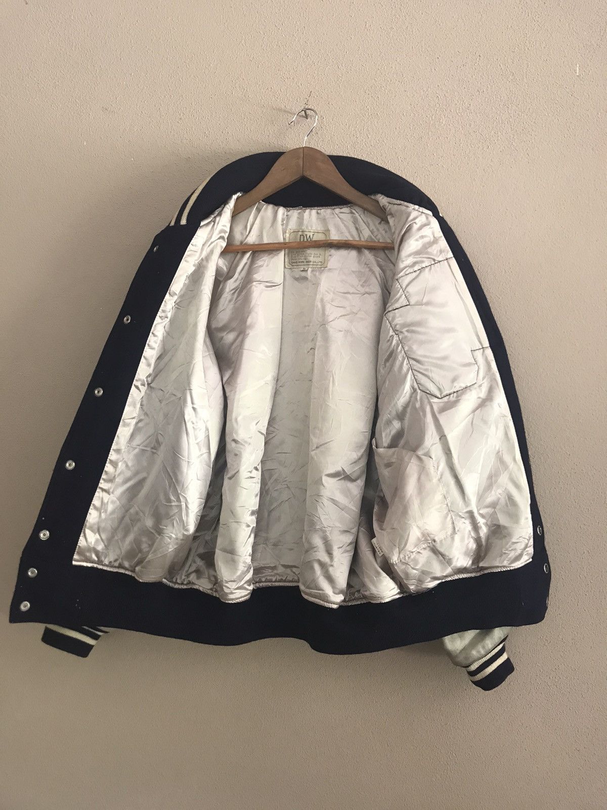 Vintage Basket Ball Team wool varsity leather sleeve jacket Size US M / EU 48-50 / 2 - 13 Thumbnail