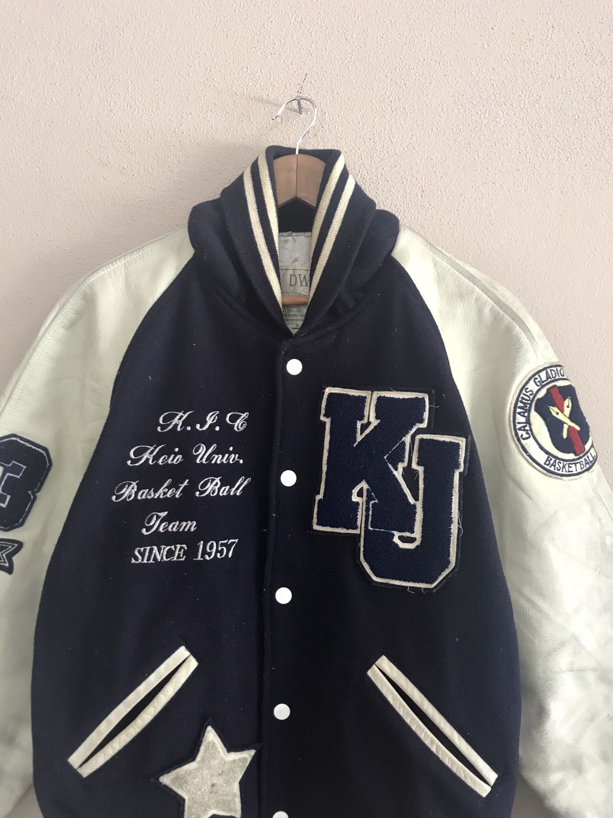 Vintage Basket Ball Team wool varsity leather sleeve jacket Size US M / EU 48-50 / 2 - 7 Thumbnail