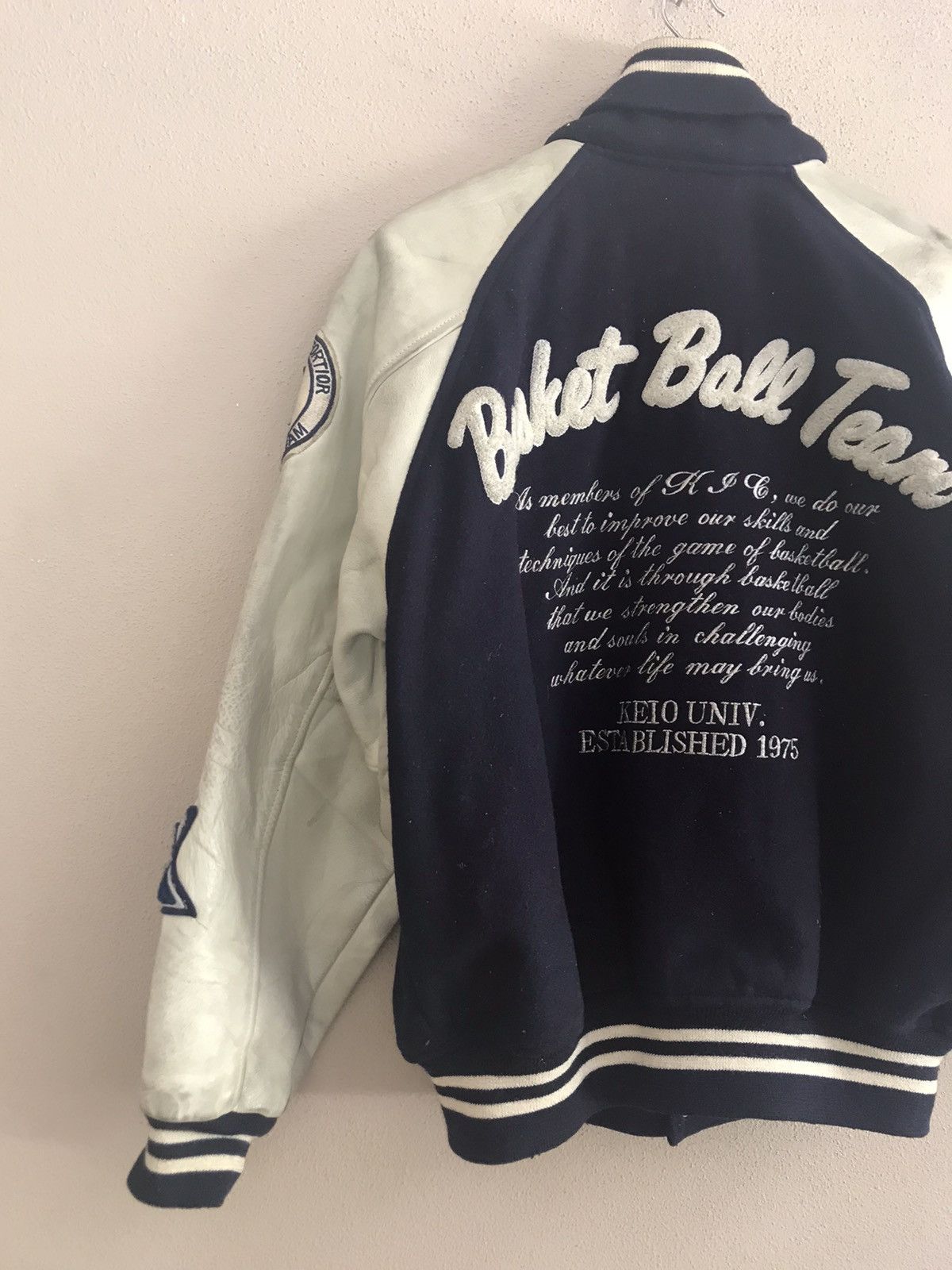 Vintage Basket Ball Team wool varsity leather sleeve jacket Size US M / EU 48-50 / 2 - 10 Thumbnail