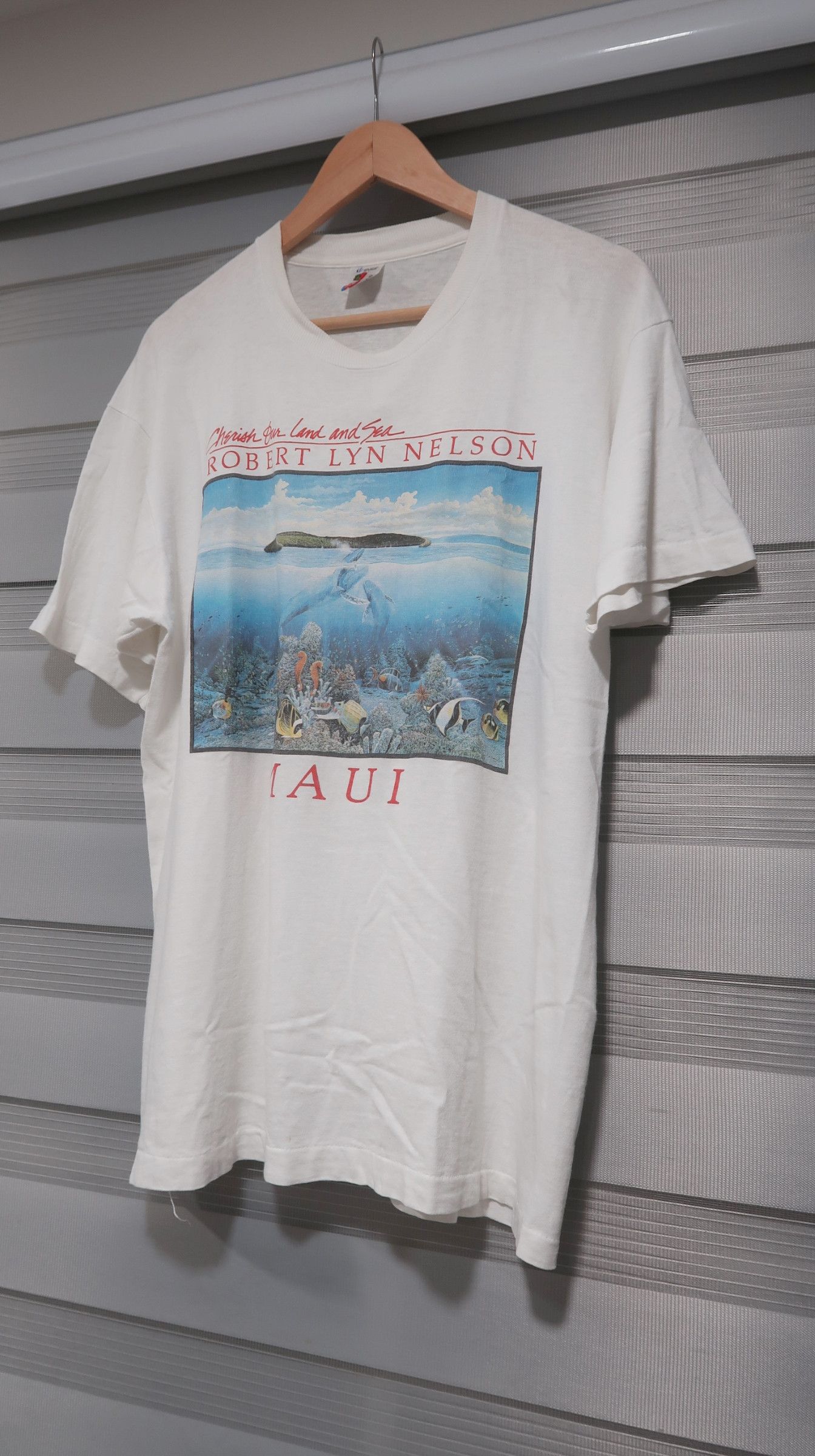 Fruit Of The Loom Vintage Robert Lyn Nelson Maui Tee – Fruit of the Loom Size US L / EU 52-54 / 3 - 3 Thumbnail