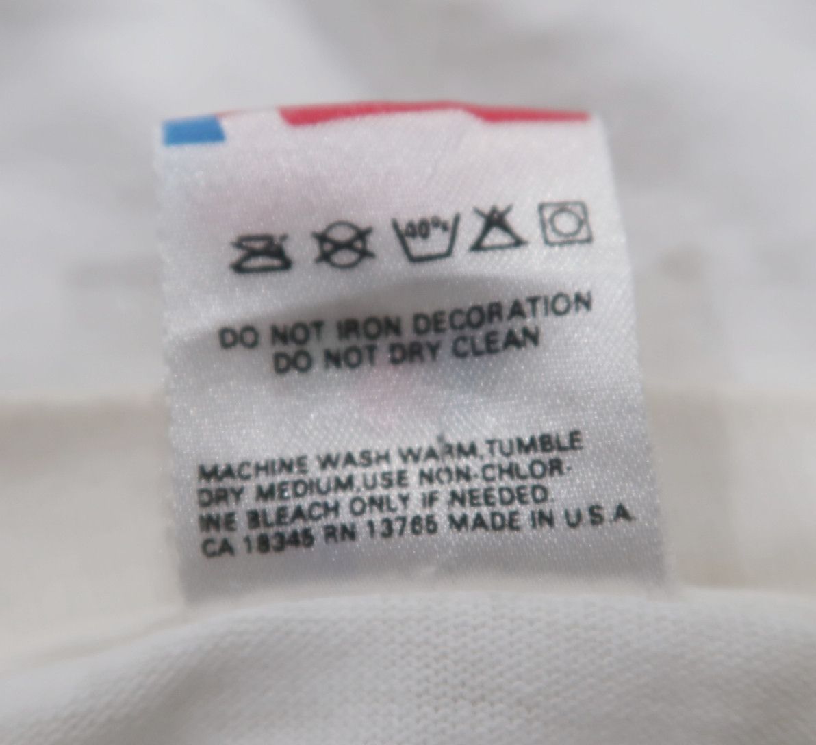 Fruit Of The Loom Vintage Robert Lyn Nelson Maui Tee – Fruit of the Loom Size US L / EU 52-54 / 3 - 15 Thumbnail