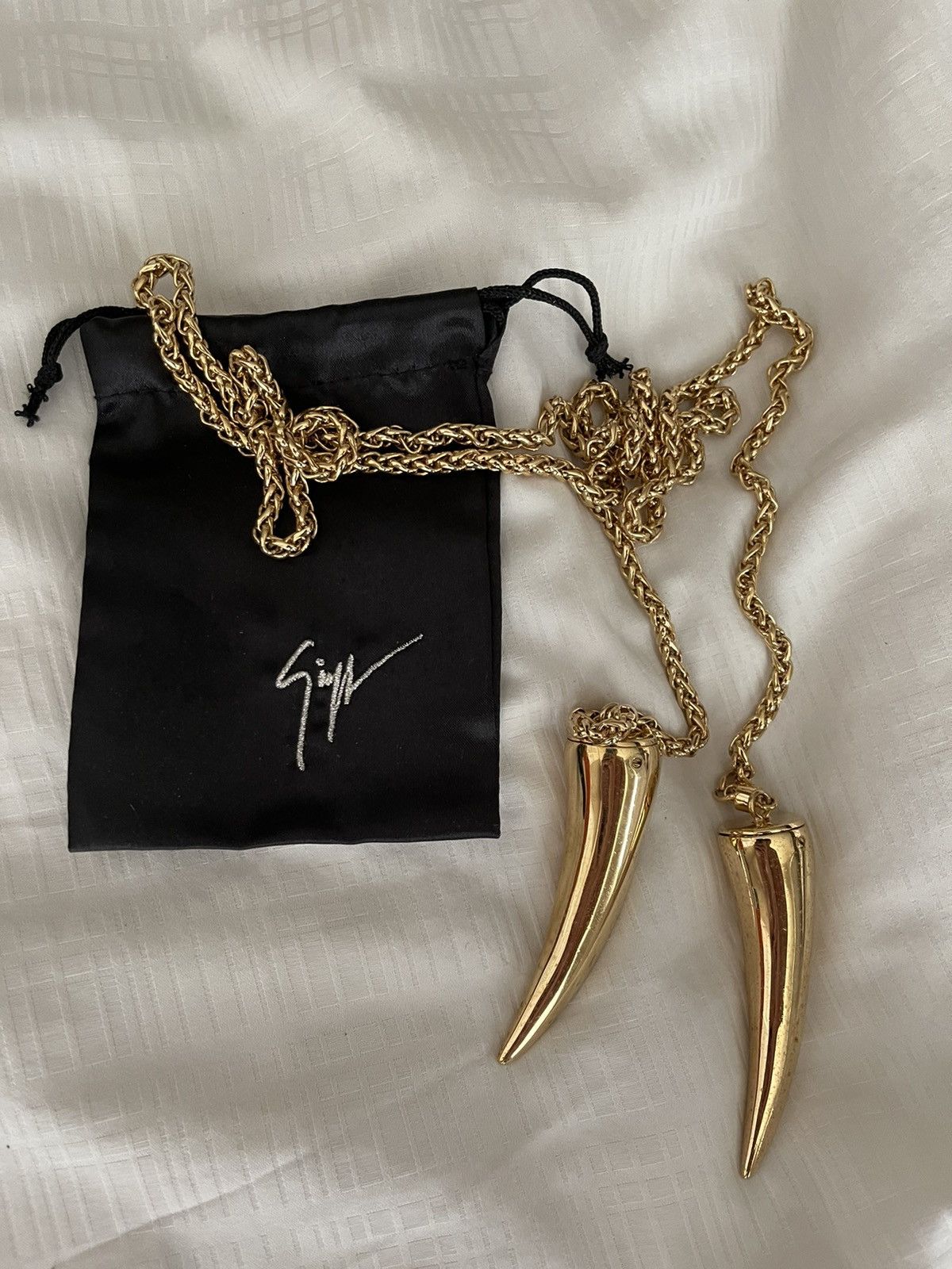 Giuseppe Zanotti Giuseppe golden fangs that act as nun chucks Size ONE SIZE - 1 Thumbnail