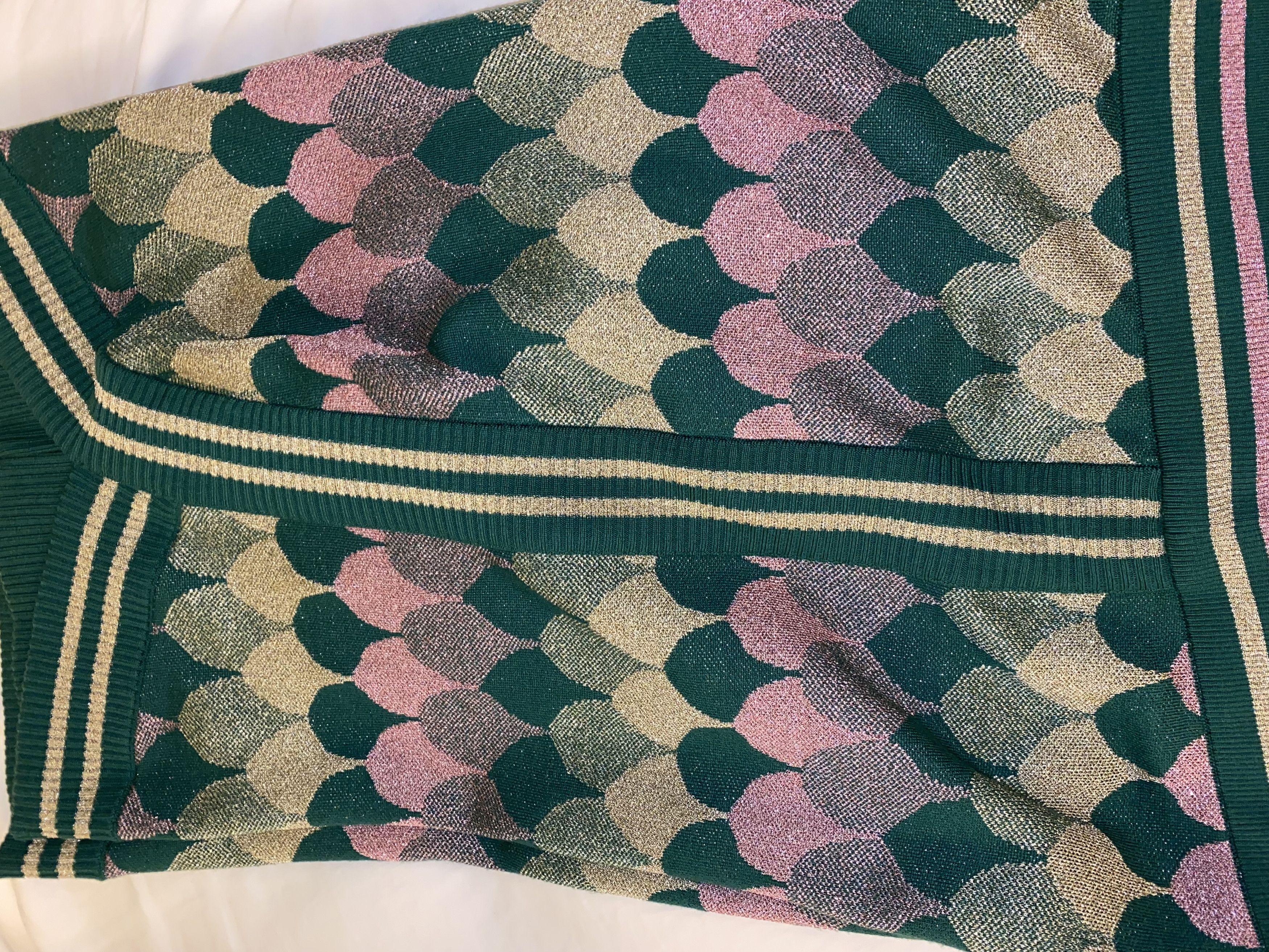 Gucci Glittery pink green gold jersey shorts Size US 32 / EU 48 - 6 Thumbnail