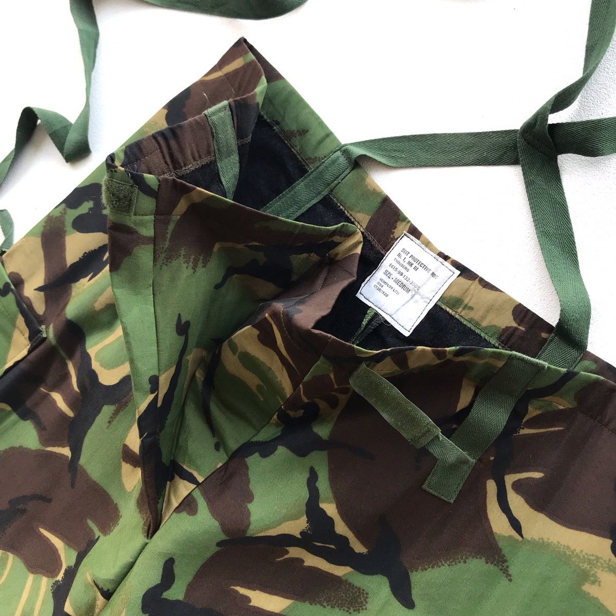 Other Military NATO Mark lll Hazmat Suit Protective NBC No.1 Size US 33 - 4 Thumbnail