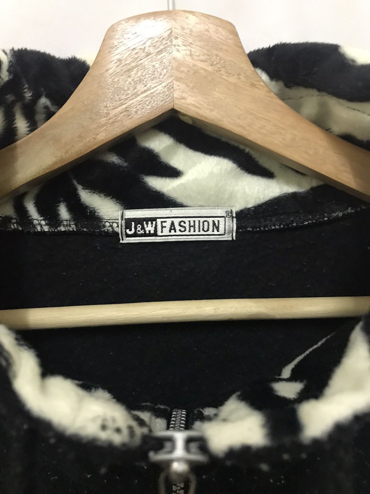 Habitat × Japanese Brand J & W Fashion Fleece Sweatshirt Zebra Big Logo Size US M / EU 48-50 / 2 - 5 Thumbnail