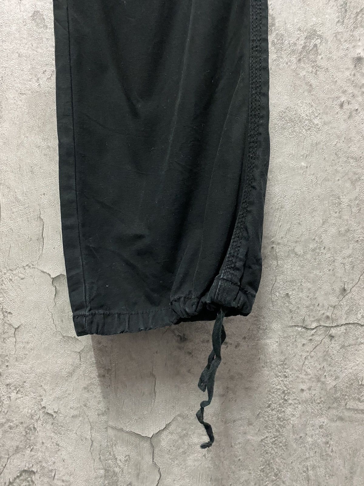 Airwalk × Vintage Vintage Airwalk Cargo Parachute Drawstring Pants Size US 32 / EU 48 - 8 Thumbnail