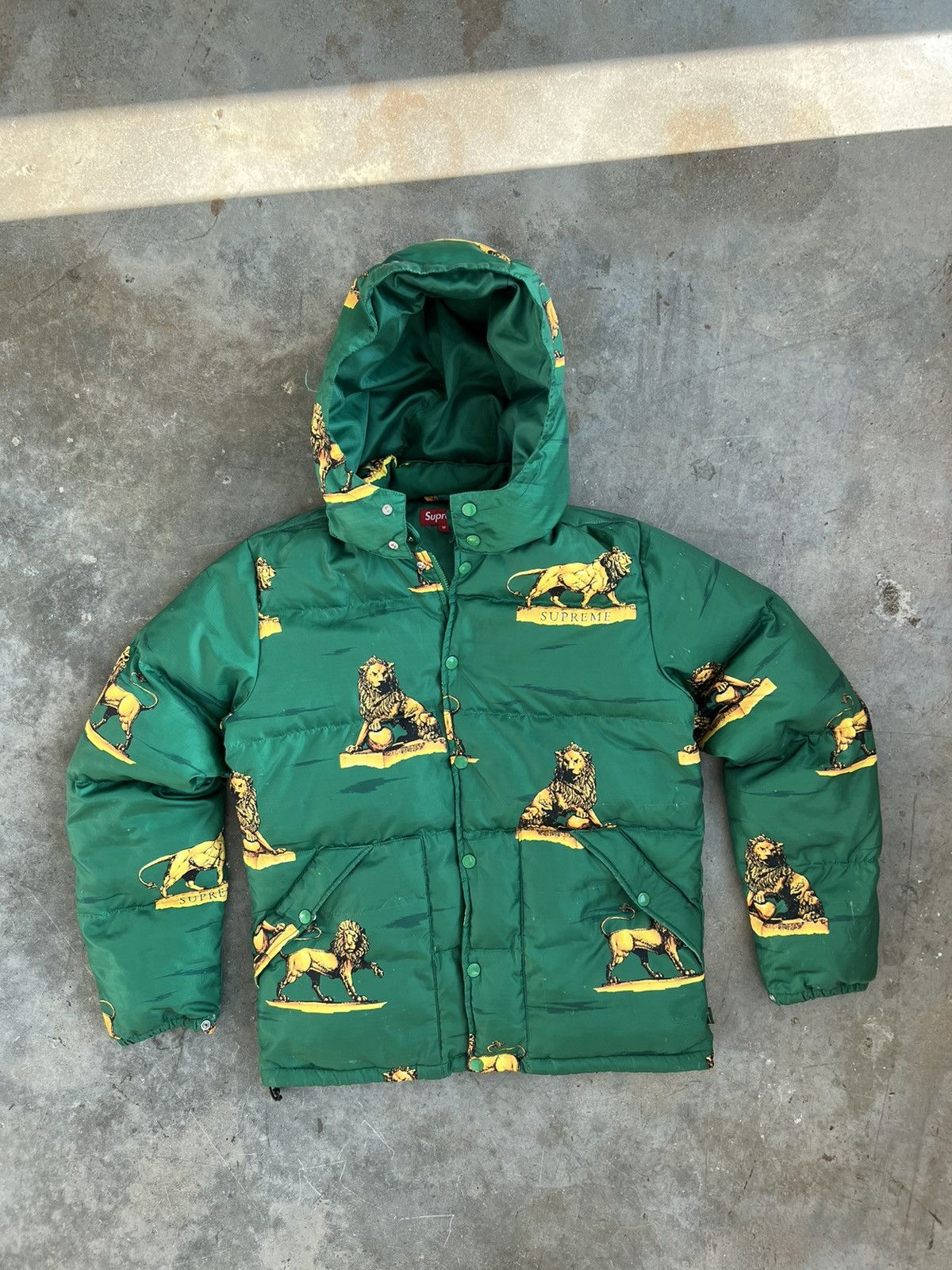 Supreme lion outlet jacket