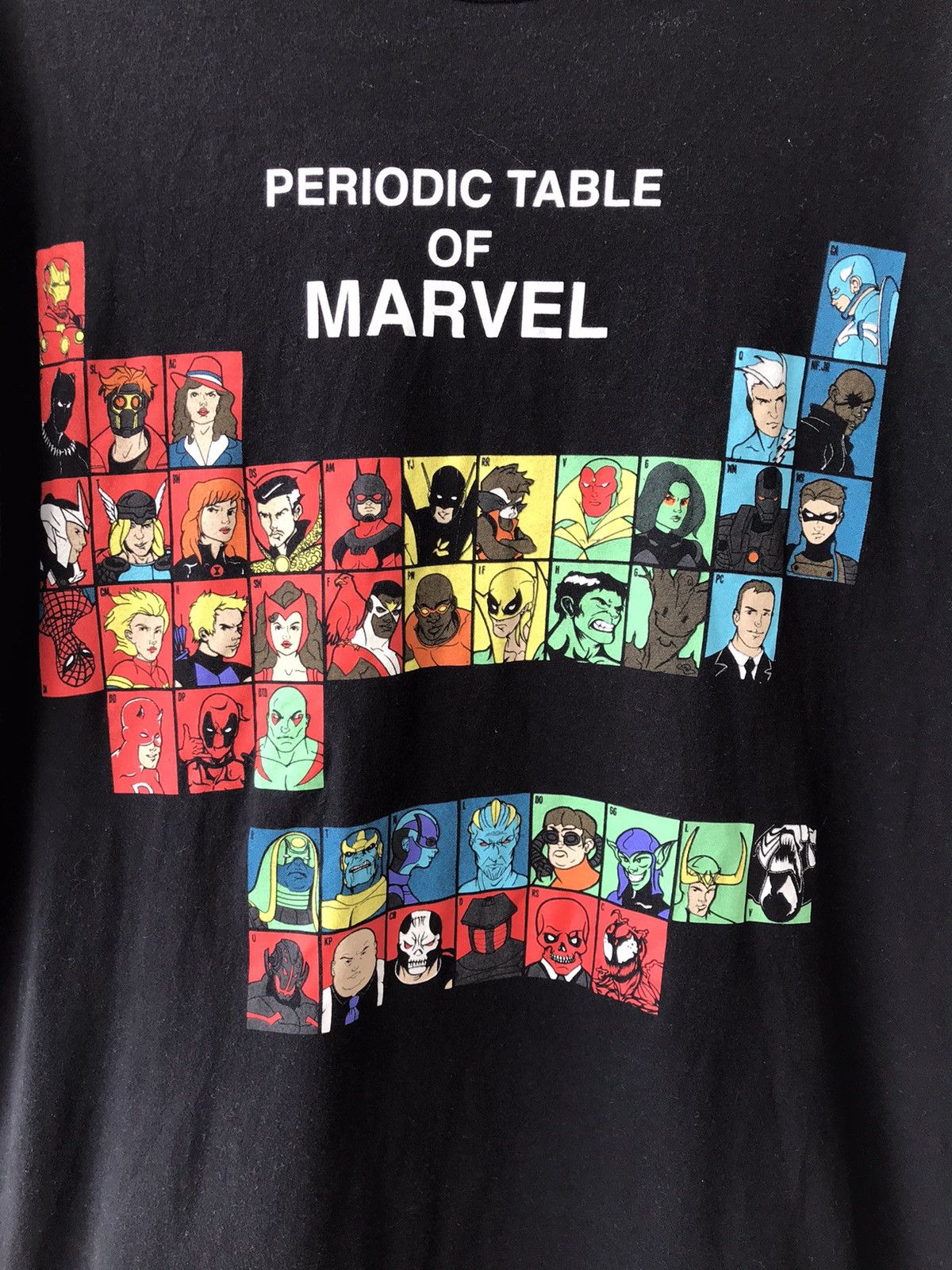 DC Comics × Marvel Comics Marvel Tee Periodic Table All Heroes Size US L / EU 52-54 / 3 - 2 Thumbnail