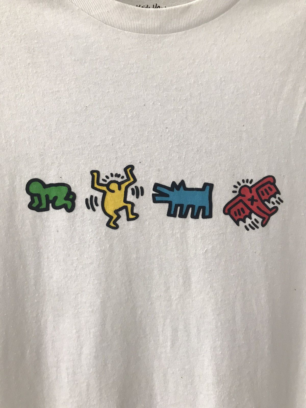 Keith Haring × Uniqlo Little Drawings Of KEITH HARING characters Tshirt by Uniqlo Size US L / EU 52-54 / 3 - 3 Thumbnail