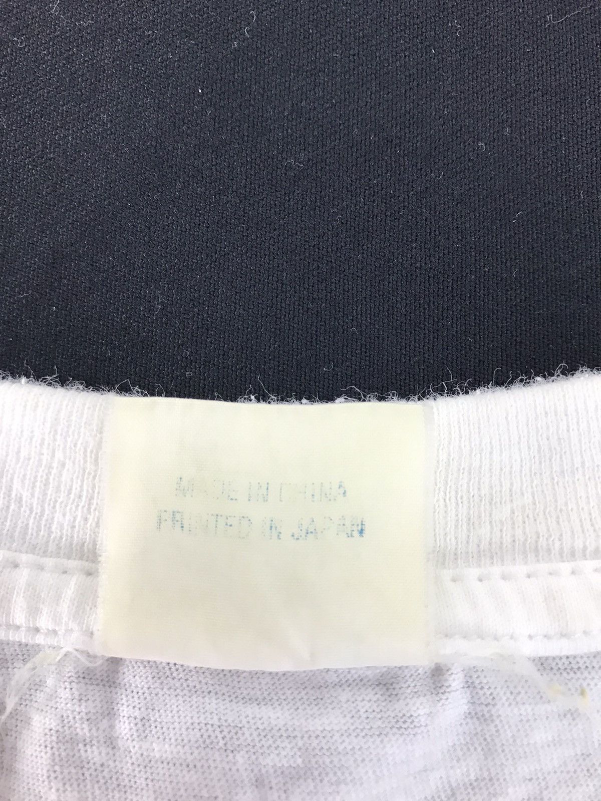 Vintage Vintage 90s Winnie The Pooh Cartoon Character Tee Size M / US 6-8 / IT 42-44 - 4 Thumbnail