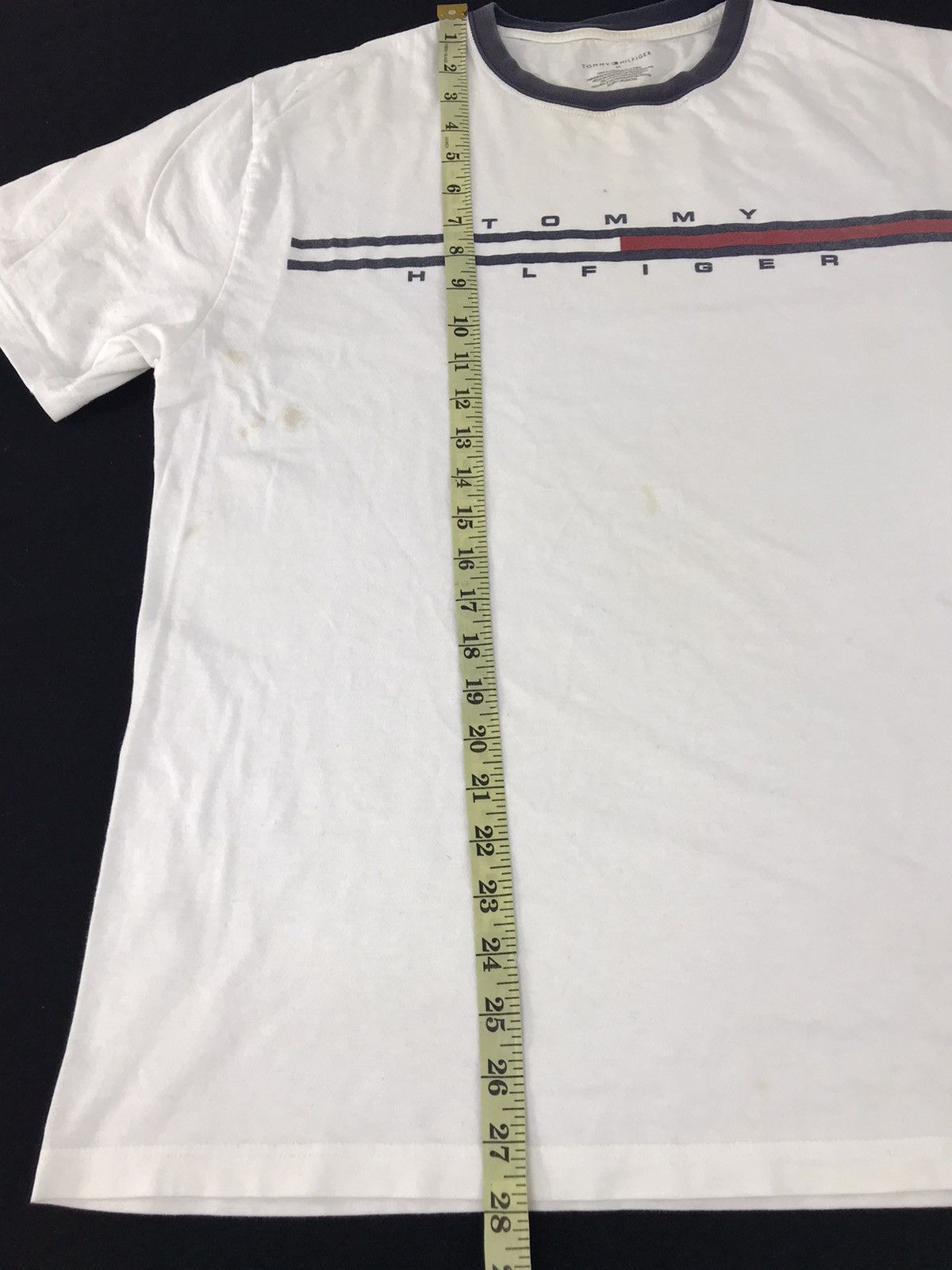 Designer × Tommy Hilfiger Vintage Tommy Hilfiger Striped Design T-shirt Printed Size US L / EU 52-54 / 3 - 8 Thumbnail
