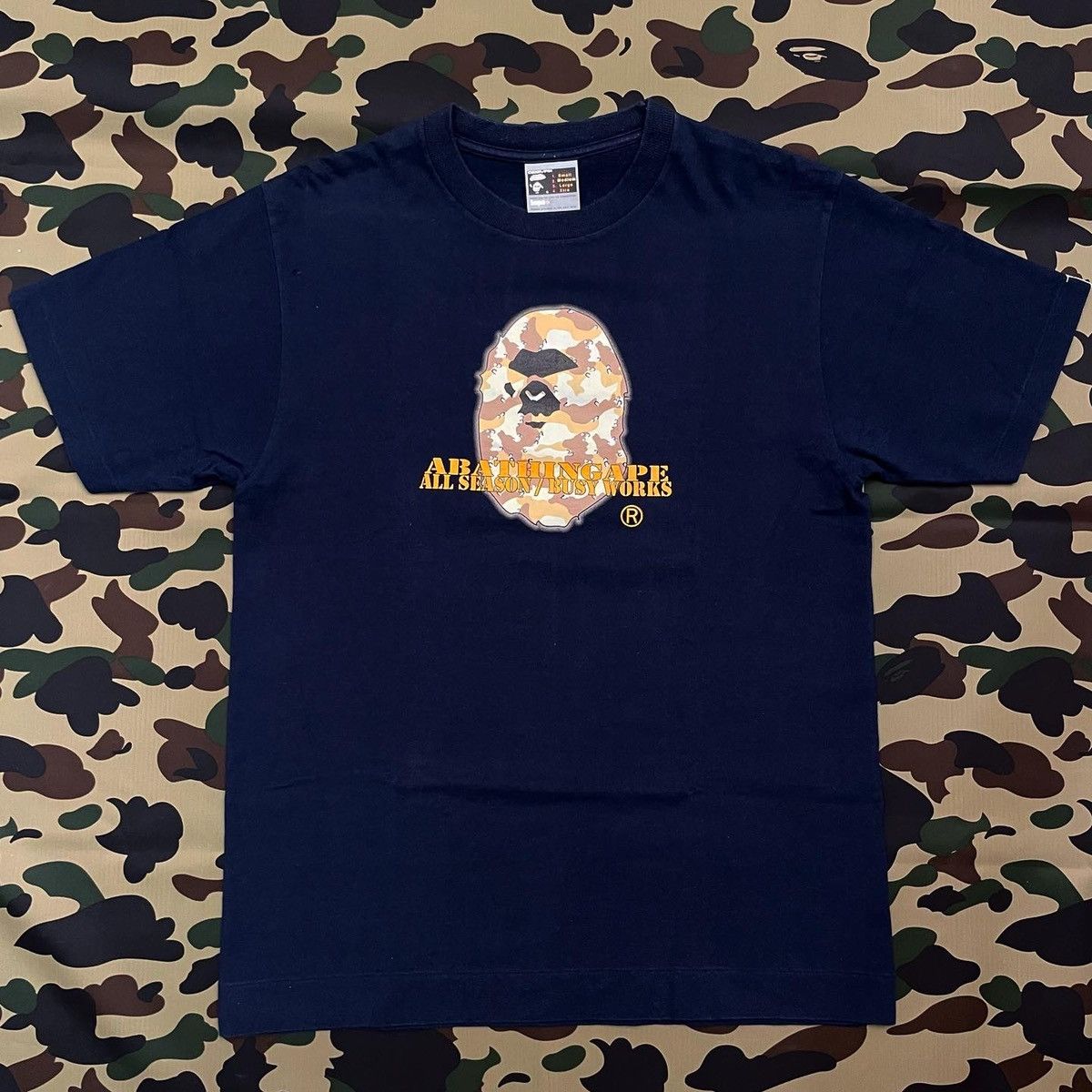 Bape BUSY WORKS ALL SEASON APE HEAD TEE Size US M / EU 48-50 / 2 - 1 Thumbnail