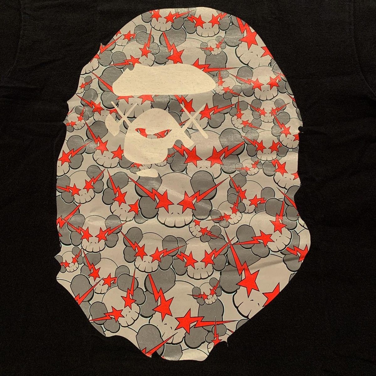 Bape × Kaws BAPE x KAWS SKULLSTA BIG APE HEAD TEE Size US S / EU 44-46 / 1 - 2 Thumbnail
