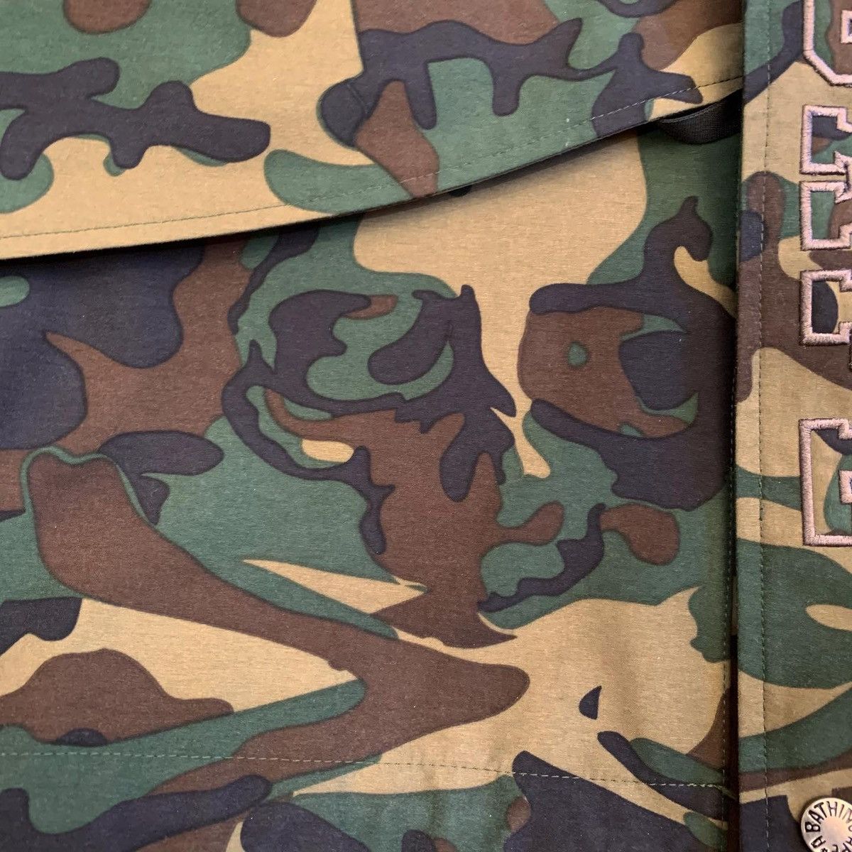 Bape × Mastermind Japan BAPE x MASTERMIND JAPAN GORE-TEX SNOWBOARD JACKET 2011 Size US L / EU 52-54 / 3 - 4 Thumbnail