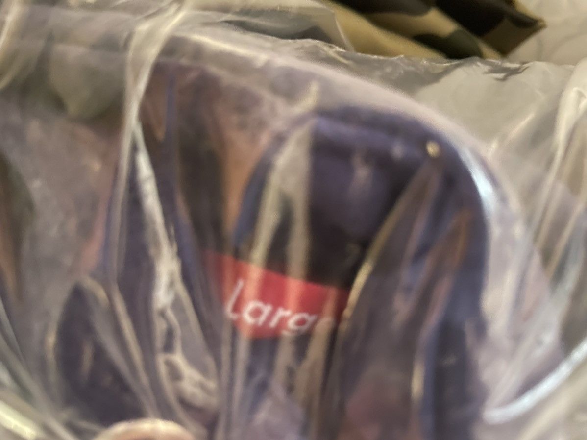 Supreme SUPREME WASHED NAVY BOX LOGO HOODIE Size US L / EU 52-54 / 3 - 5 Thumbnail