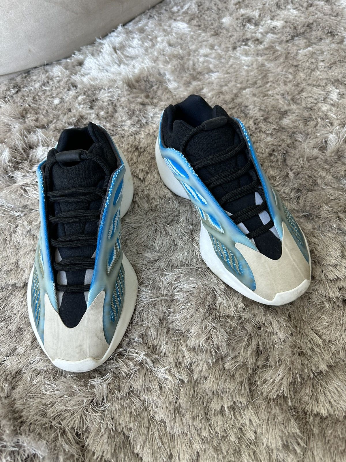 Adidas yeezy 700 v3 arzareth