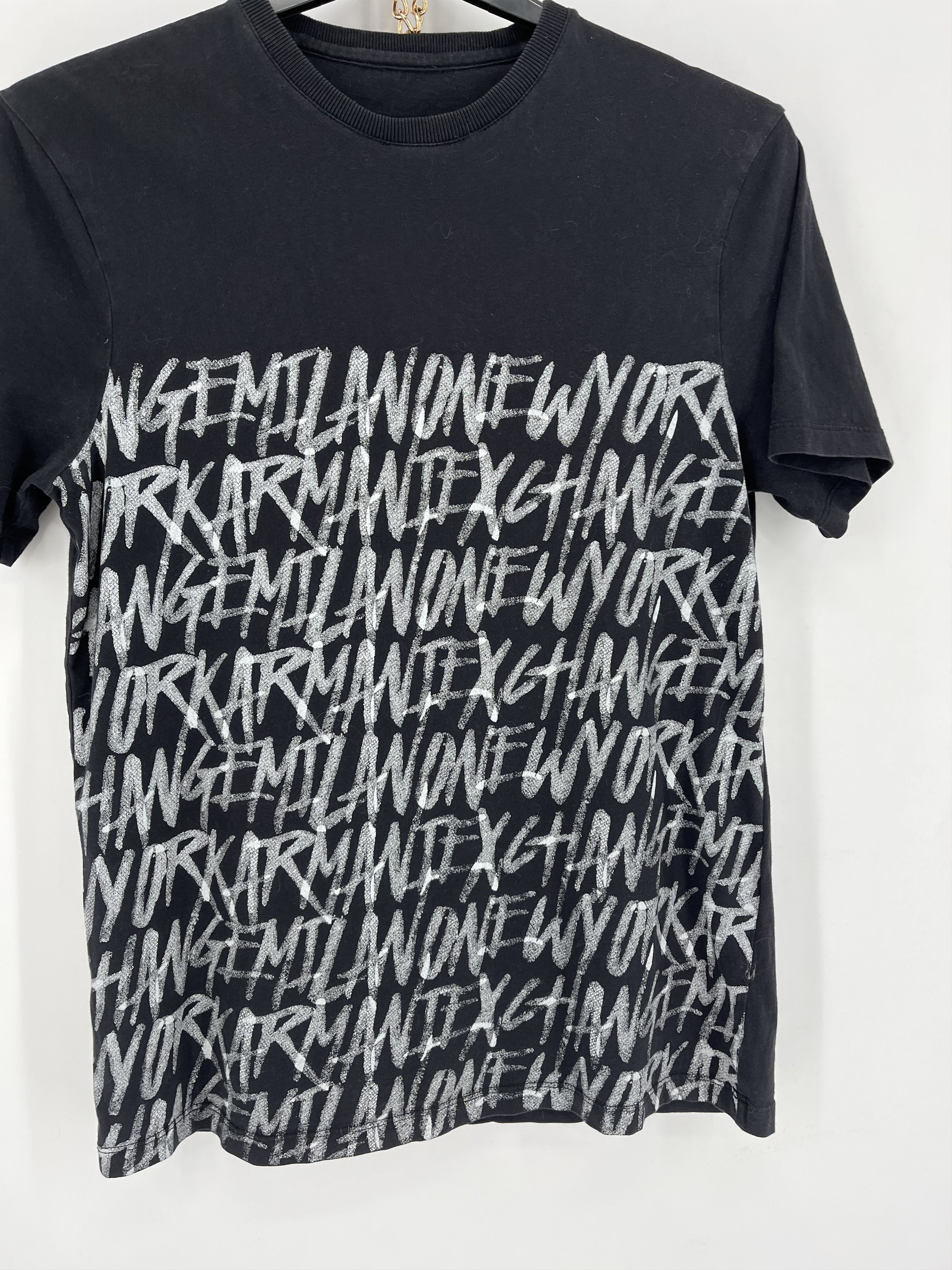 Armani × Armani Exchange × Emporio Armani Vintage Y2K Armani Exchange full Graphic Tee Streetwear Size US S / EU 44-46 / 1 - 5 Thumbnail
