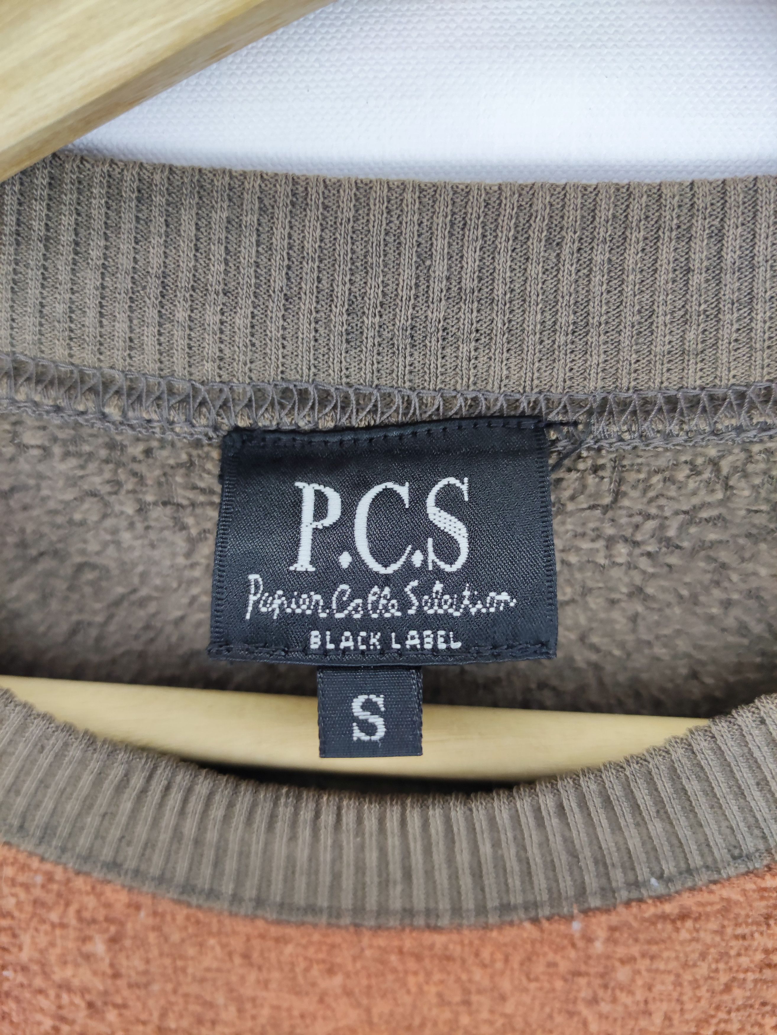 Japanese Brand Vintage Sweatshirt Fleece Papier Colle Seletion Embroidered Size US M / EU 48-50 / 2 - 3 Thumbnail
