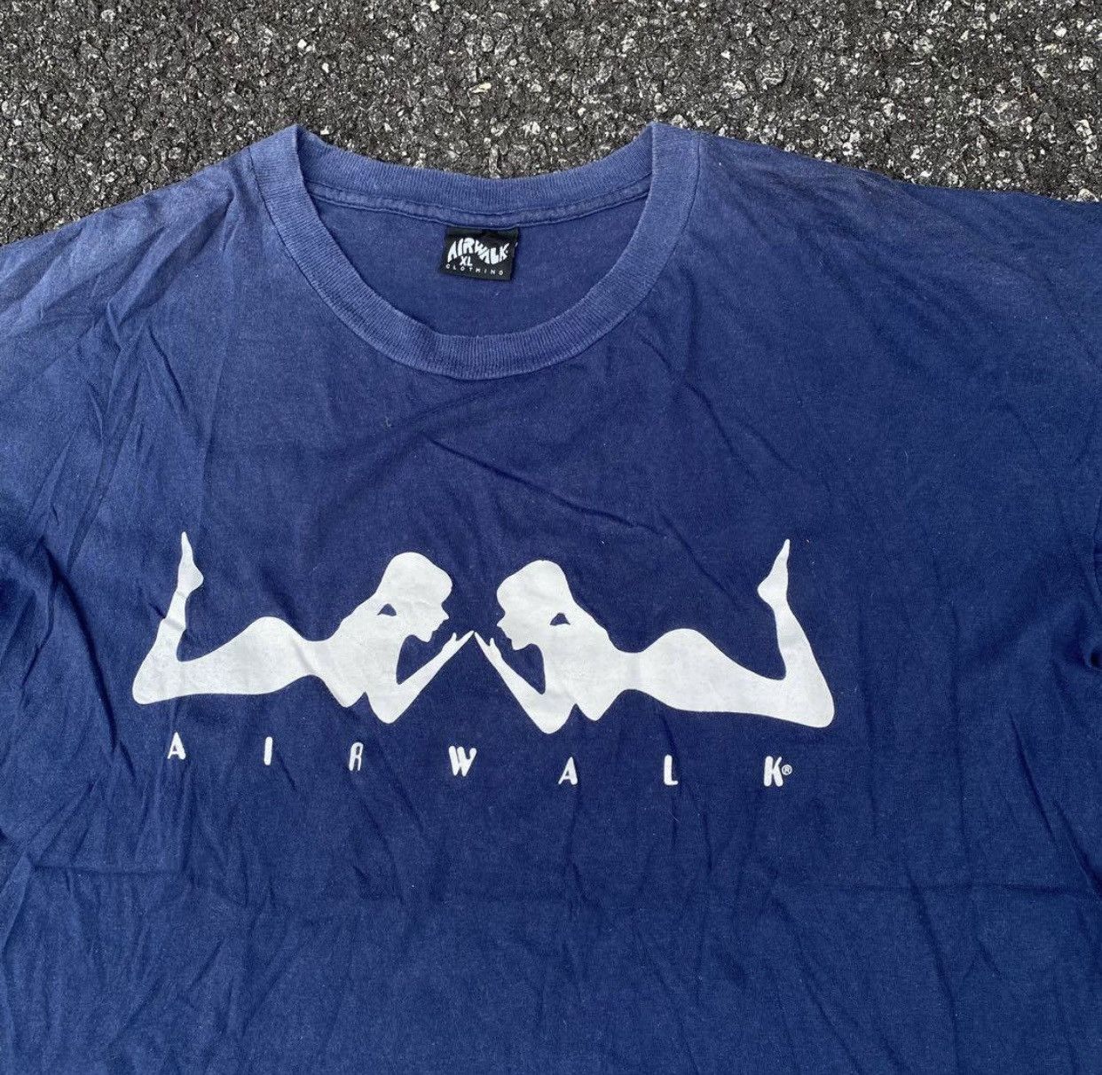 Vintage GRAIL VINTAGE 90s AIRWALK SEXY DESIGN SKATEBOARD SUN FADED Size US XL / EU 56 / 4 - 1 Thumbnail