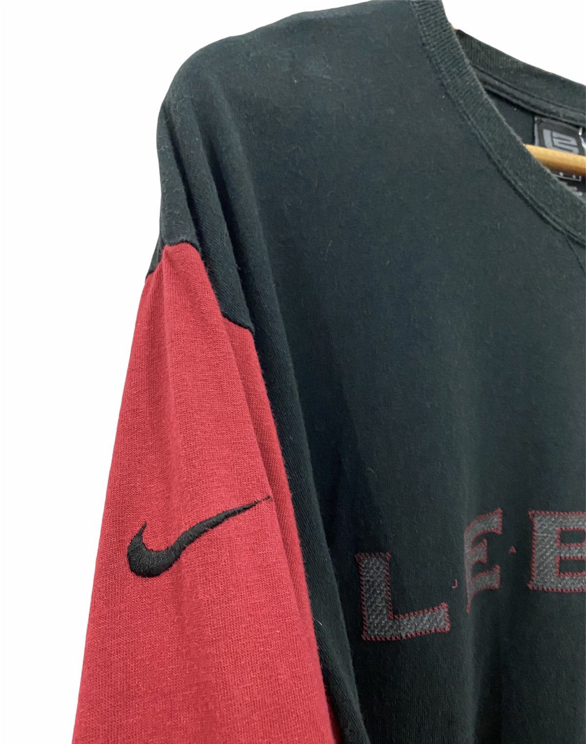 Nike NIKE LEBRON LONG SLEEVE T-SHIRT Size US L / EU 52-54 / 3 - 4 Thumbnail