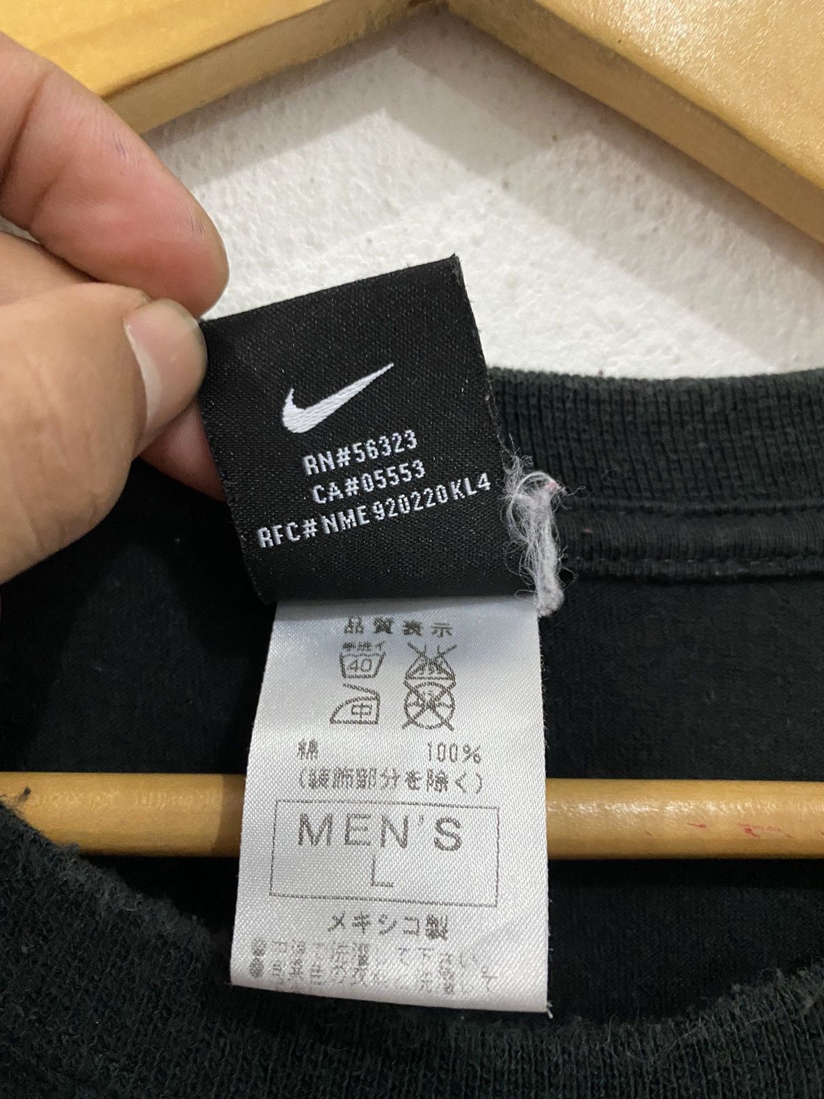 Nike NIKE LEBRON LONG SLEEVE T-SHIRT Size US L / EU 52-54 / 3 - 7 Thumbnail